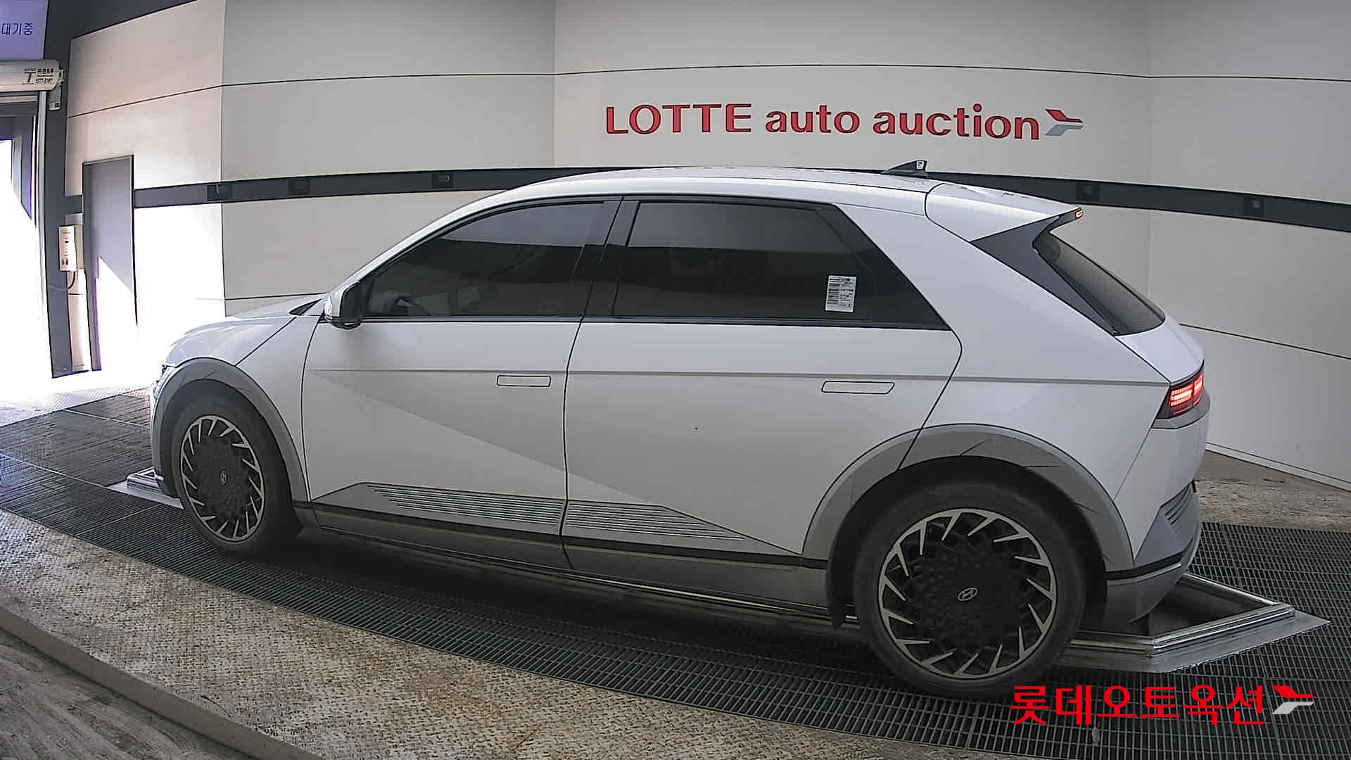 هيونداي أيونيك