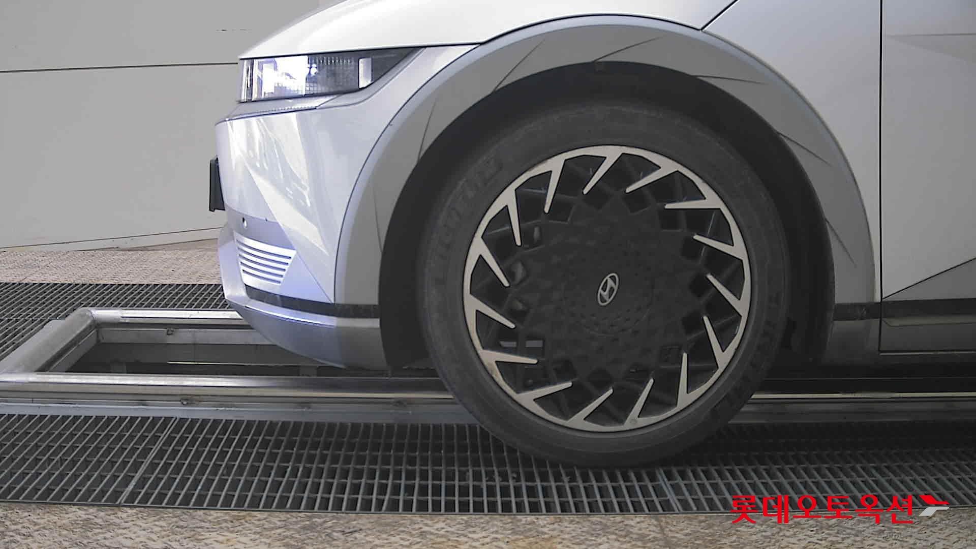 هيونداي أيونيك