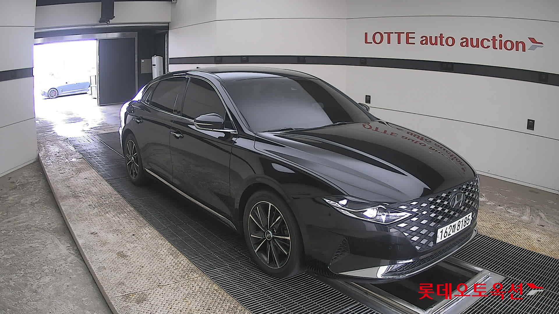 هيونداي أزيرا