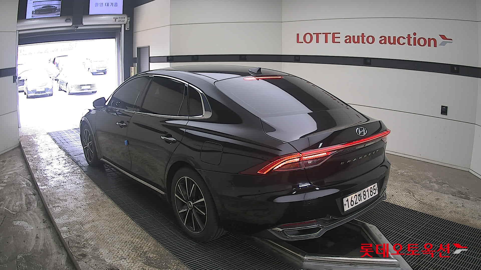 هيونداي أزيرا