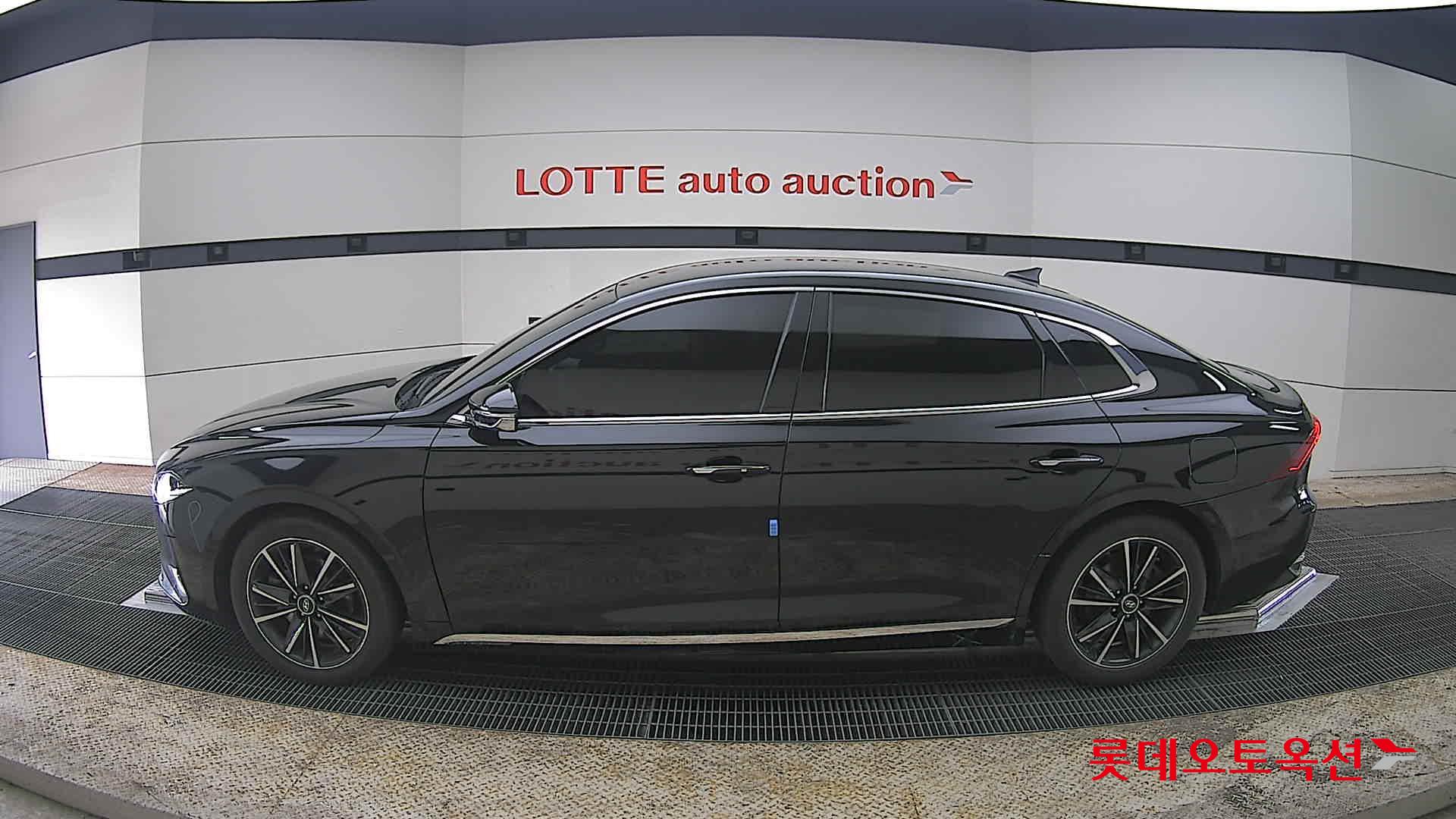 هيونداي أزيرا