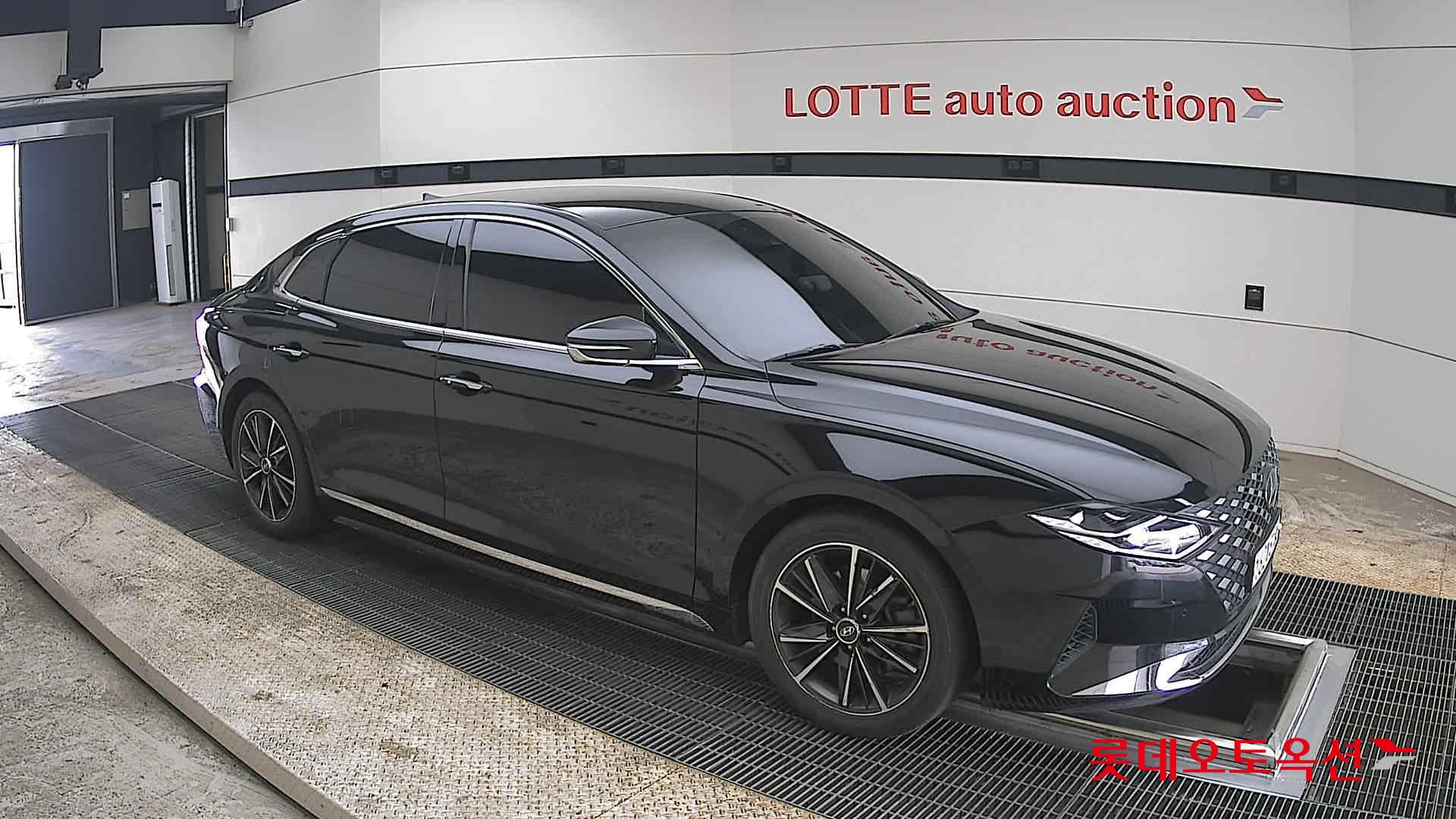 هيونداي أزيرا