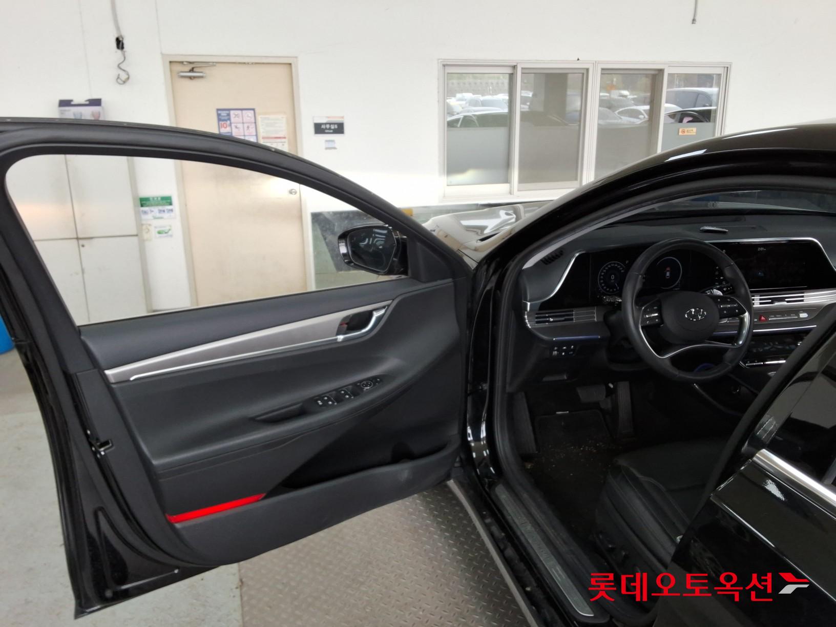 هيونداي أزيرا