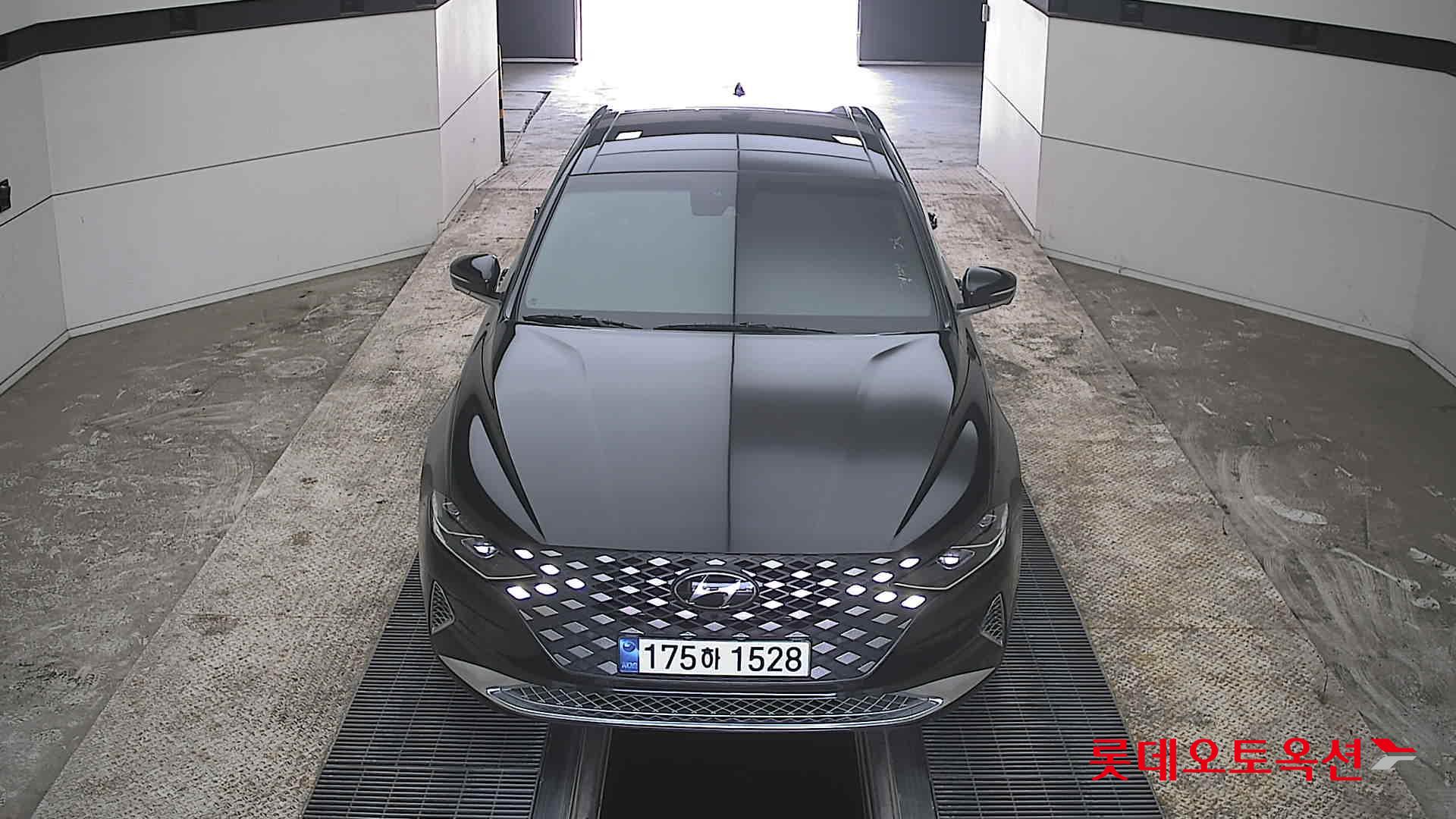 هيونداي أزيرا