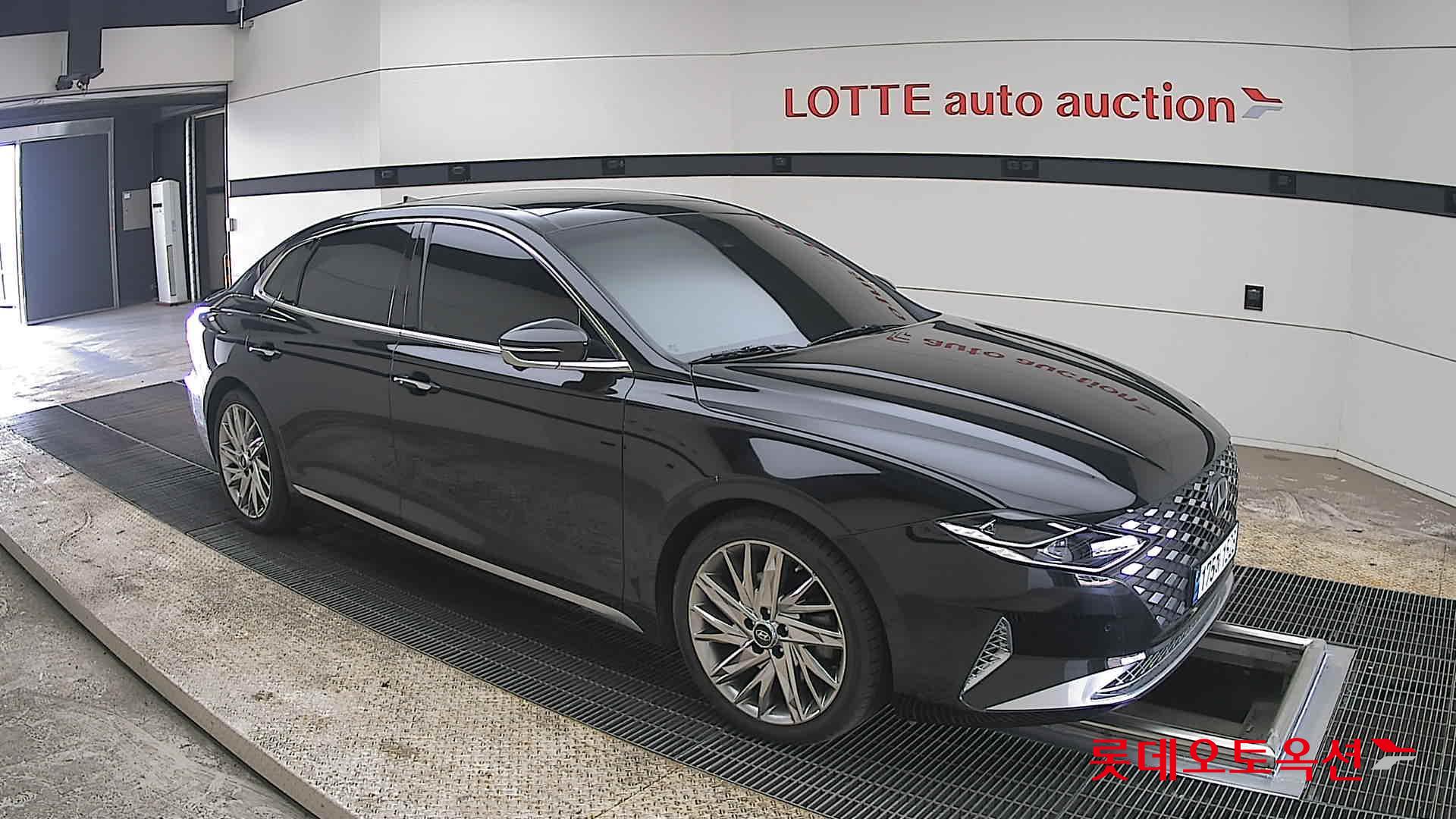 هيونداي أزيرا