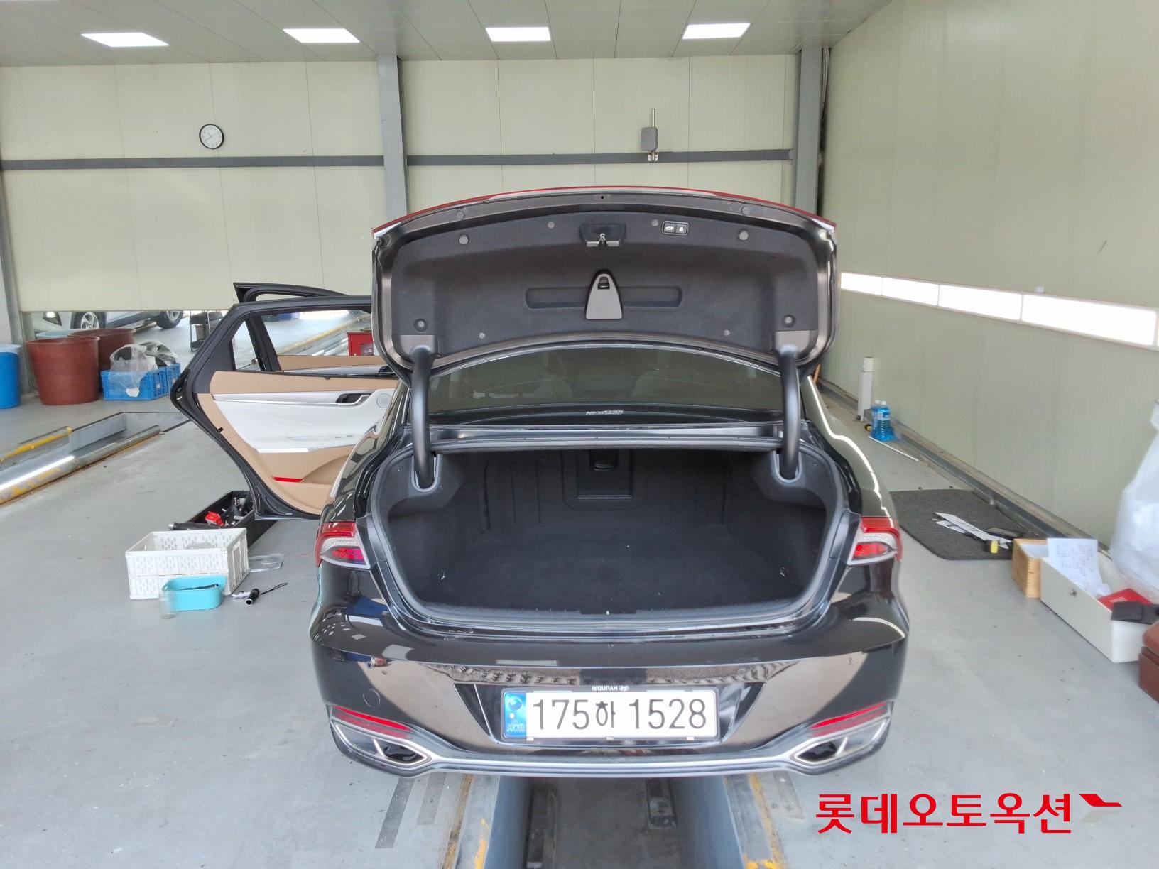 هيونداي أزيرا