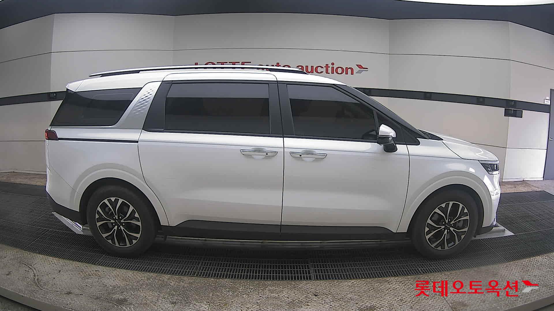 كيا كارنفال