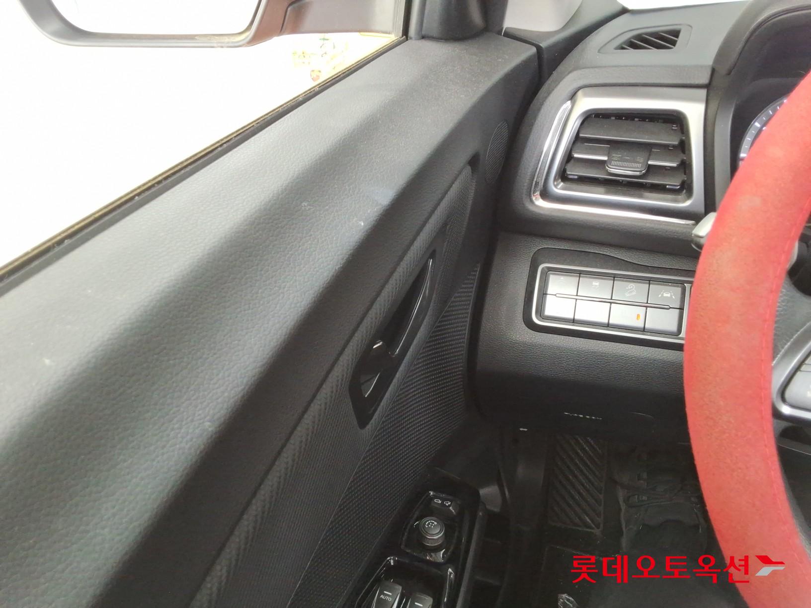 KG Mobility Tivoli 2021 - Image 29