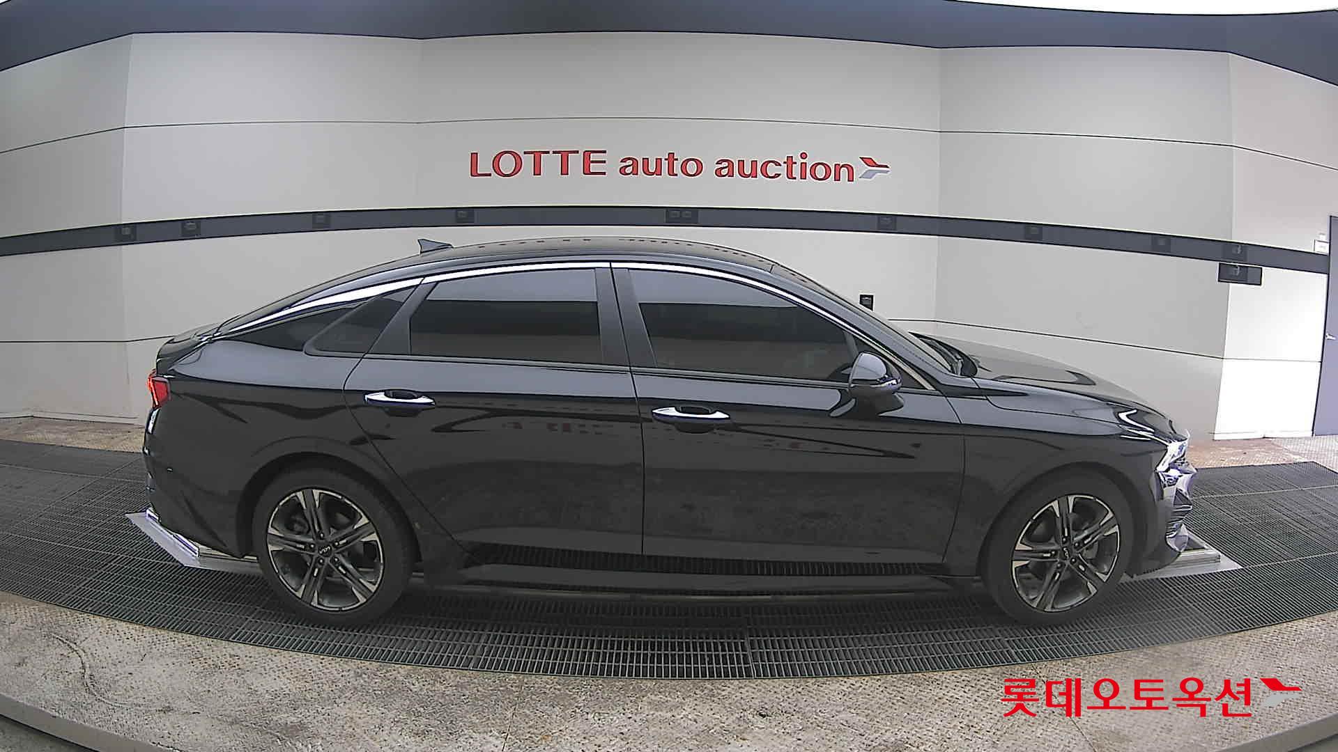 Kia K5 - 21