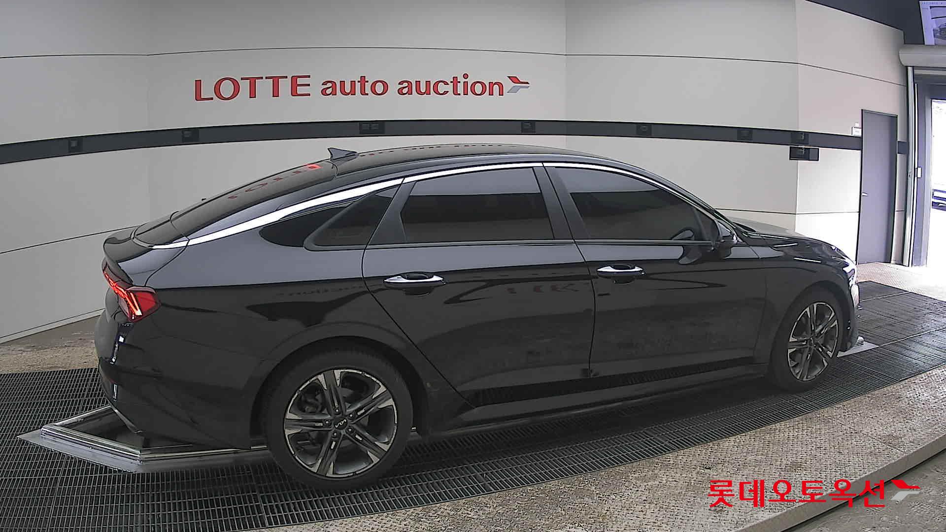 Kia K5 - 20