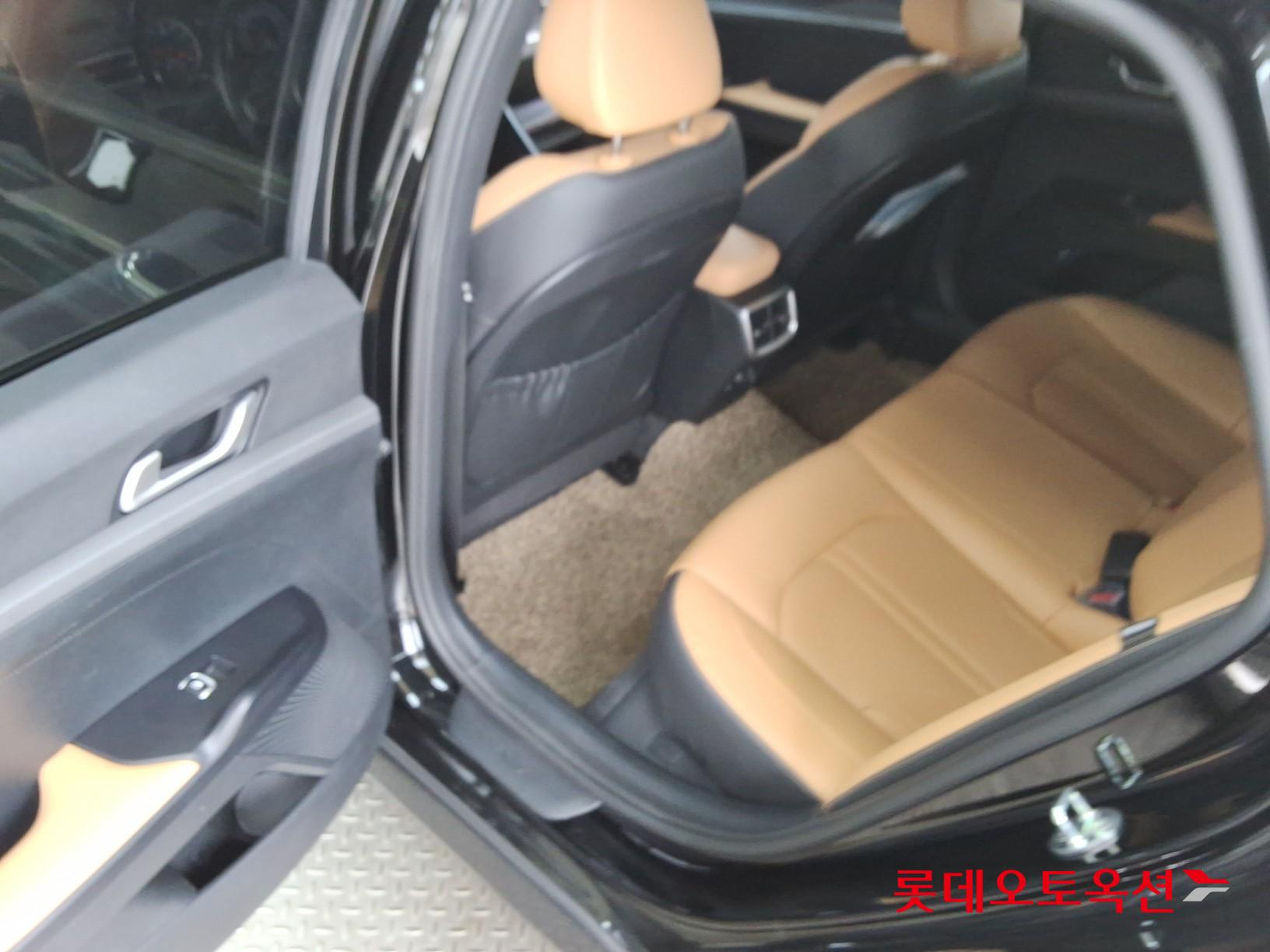 Kia K5 - 37