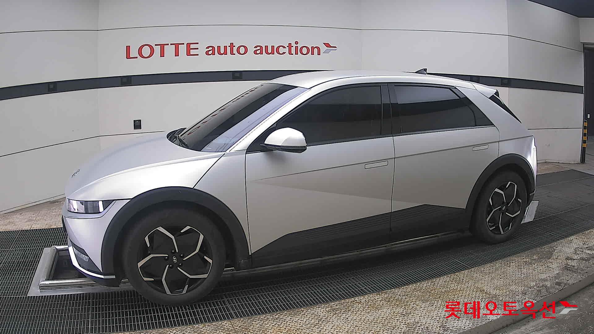 هيونداي أيونيك