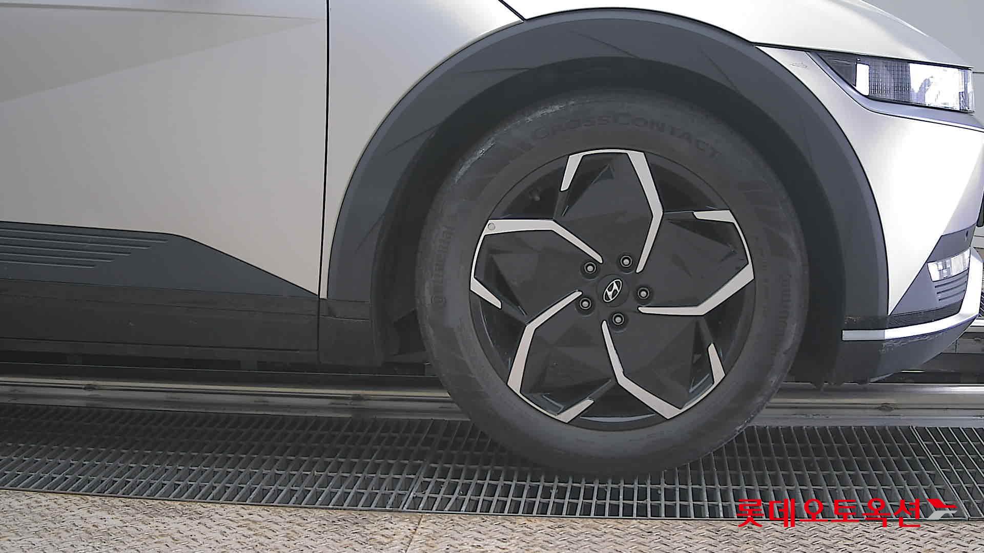 هيونداي أيونيك