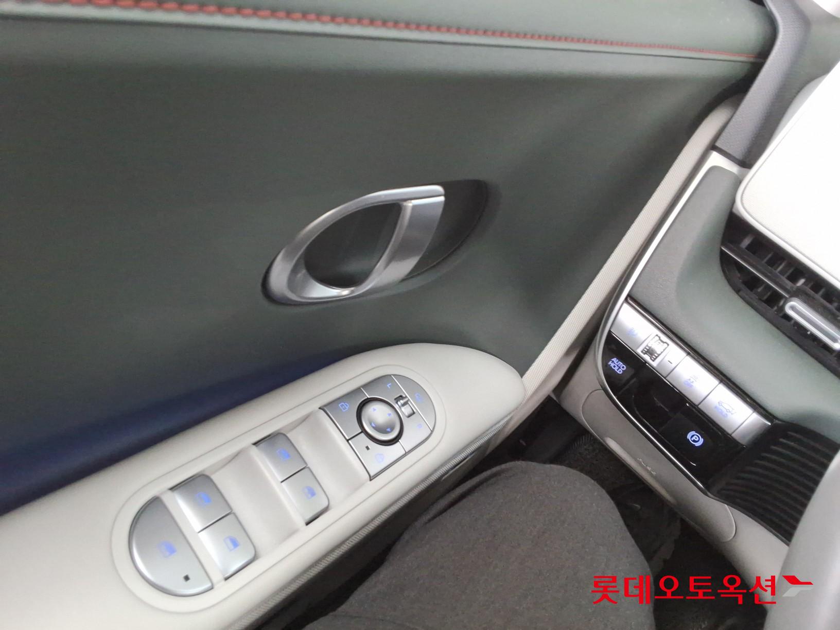 هيونداي أيونيك