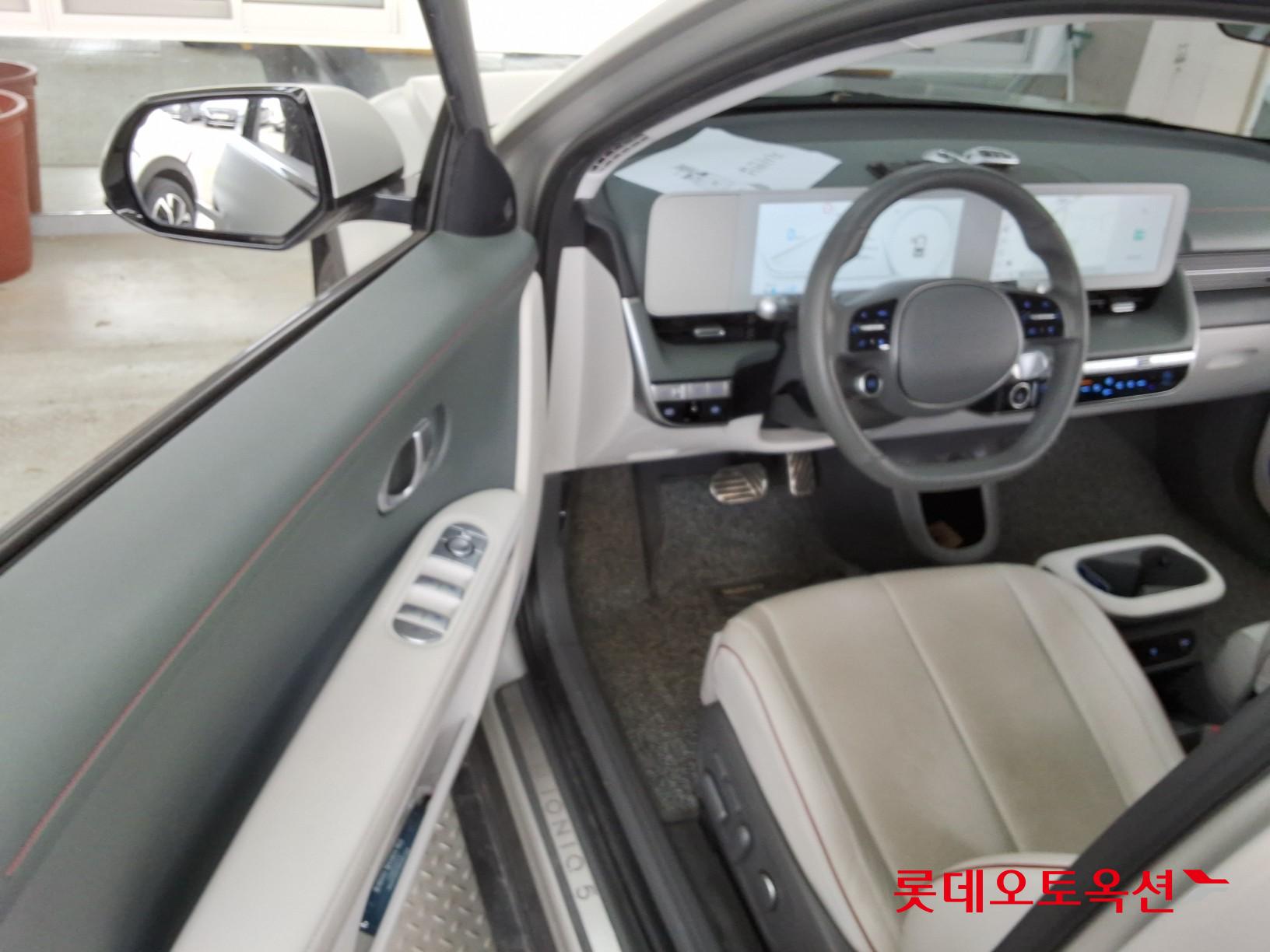 هيونداي أيونيك