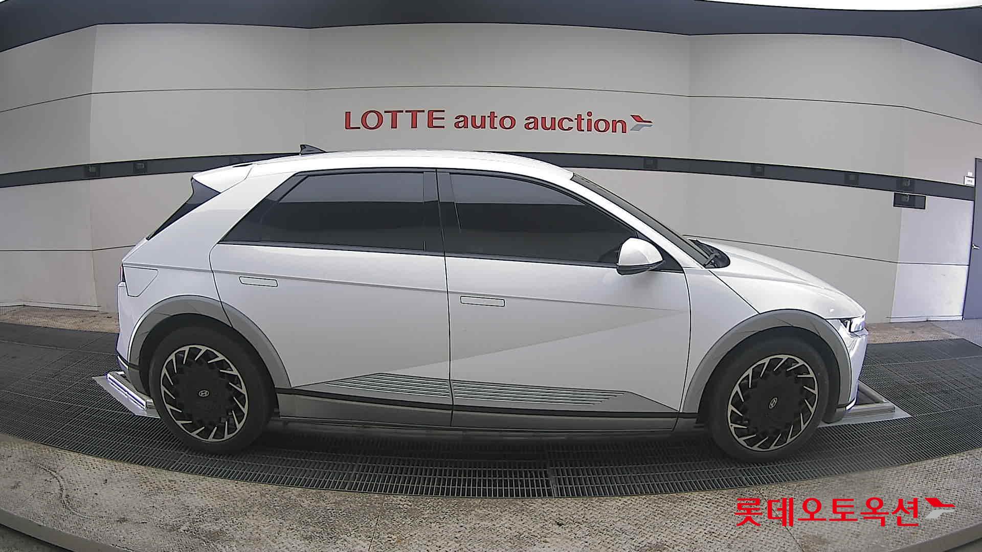 هيونداي أيونيك