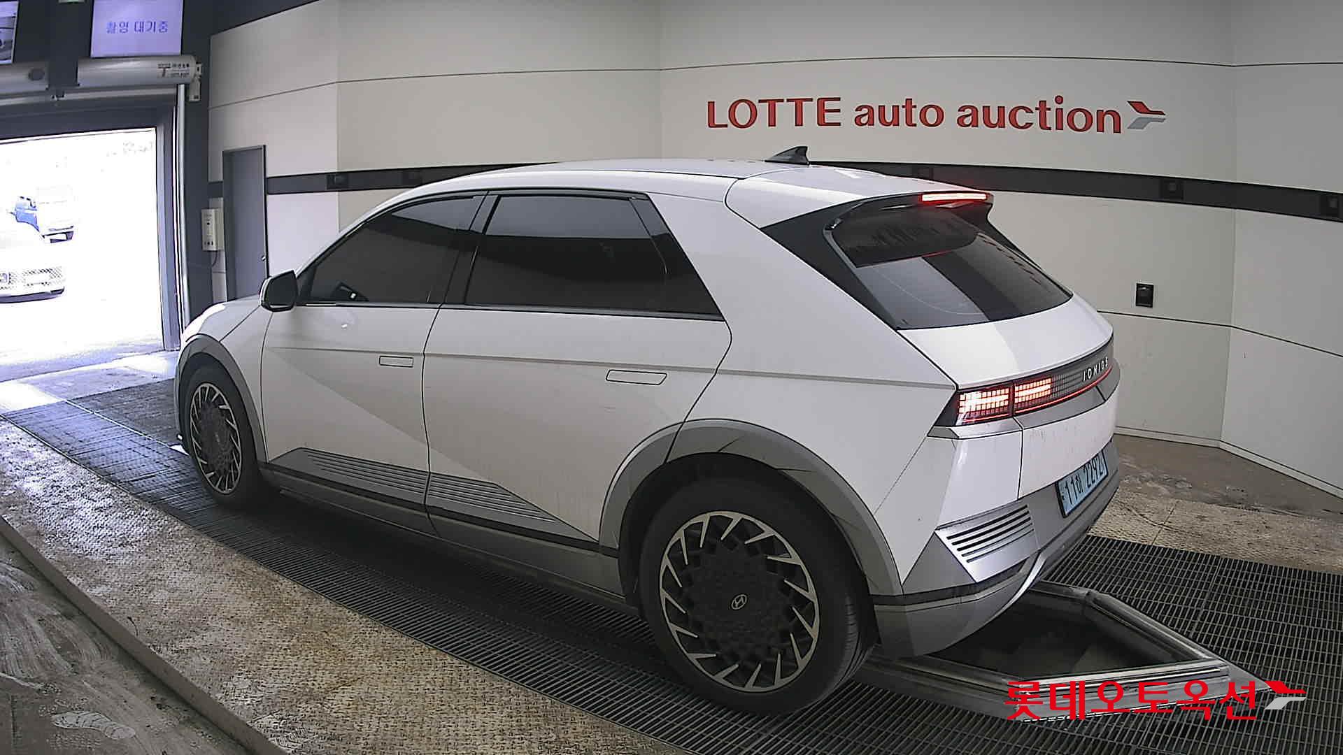 هيونداي أيونيك