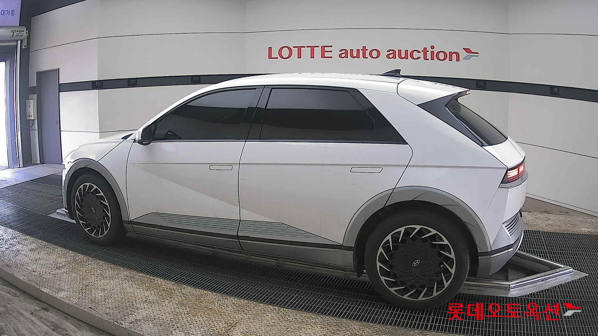 هيونداي أيونيك