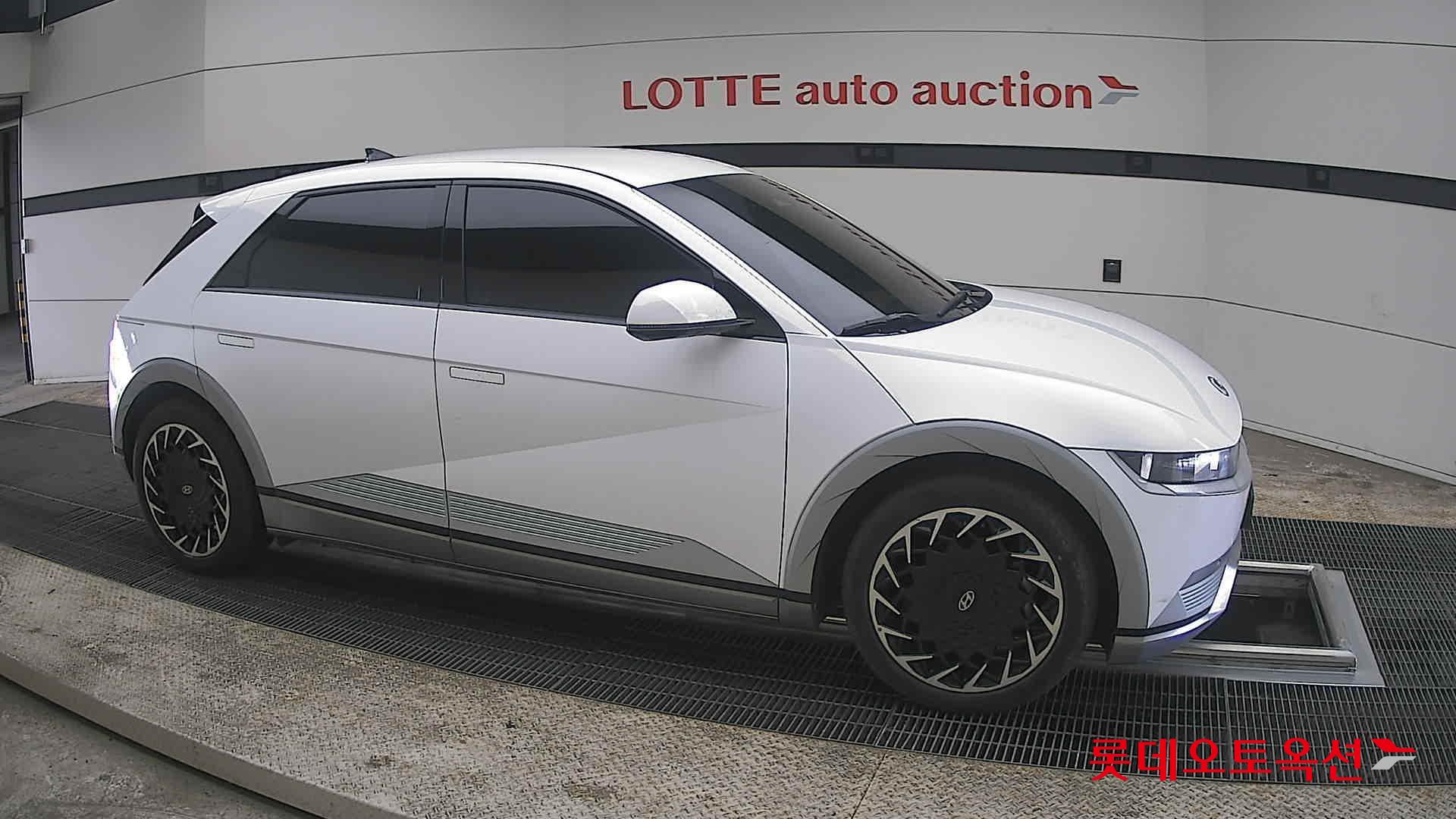 هيونداي أيونيك