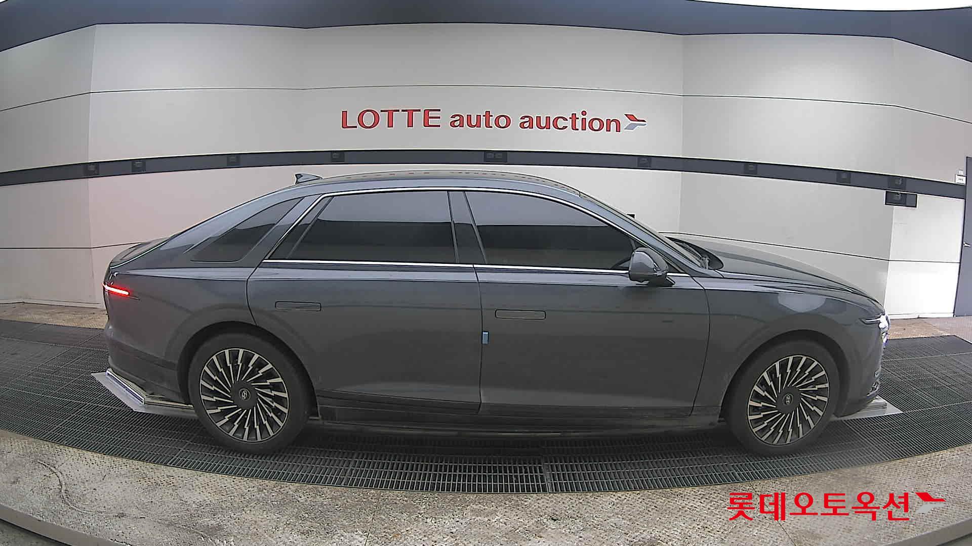 هيونداي أزيرا