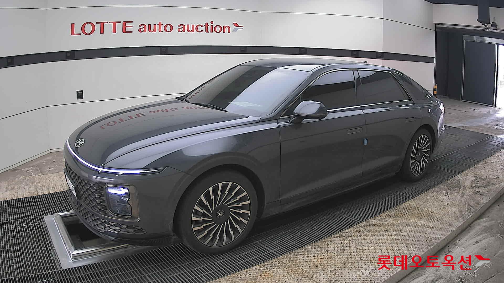 هيونداي أزيرا