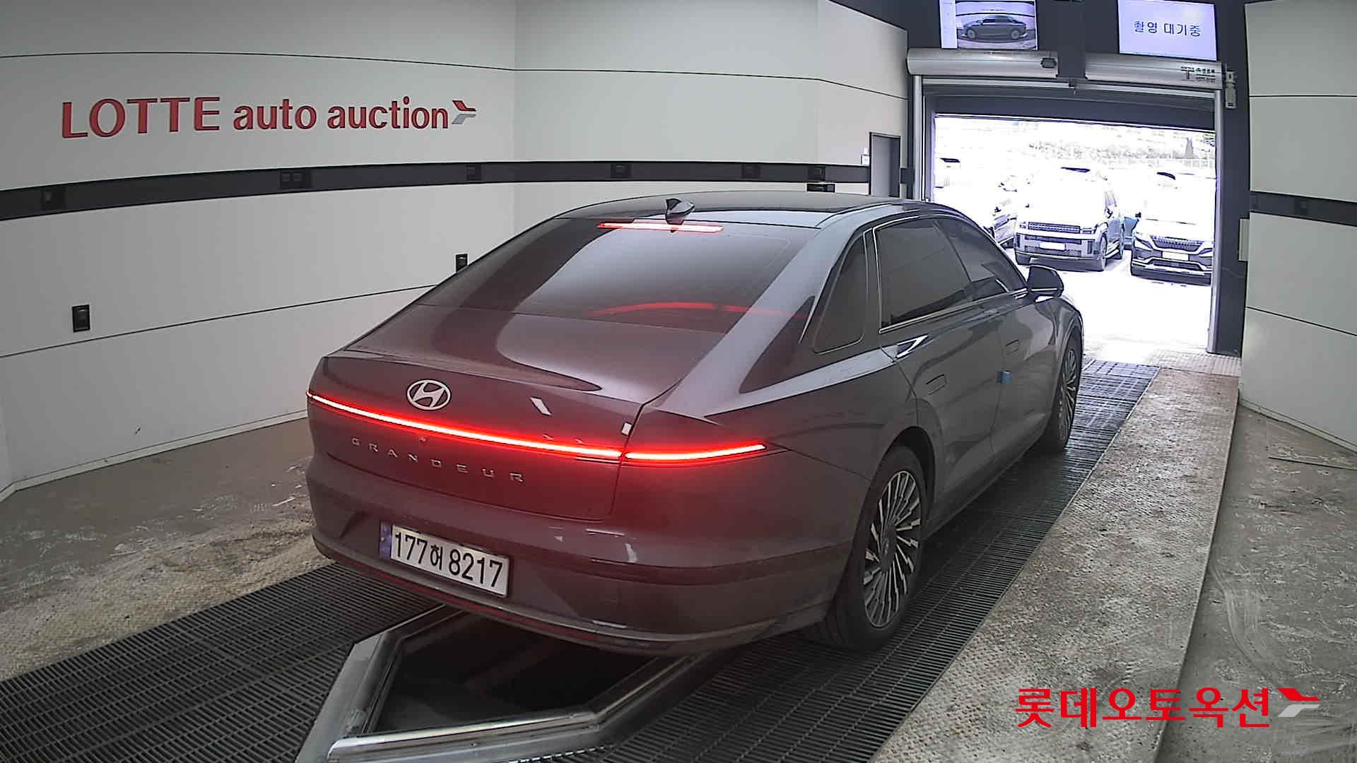 هيونداي أزيرا