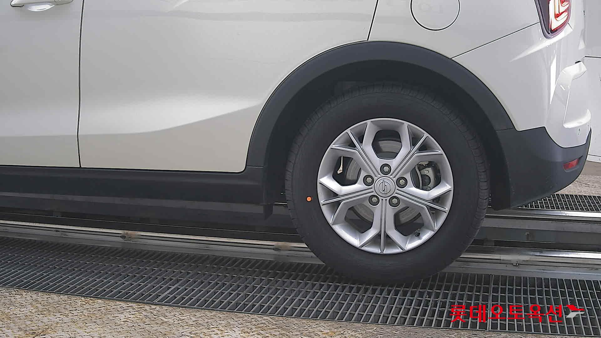 سانغ يونغ تيفولي