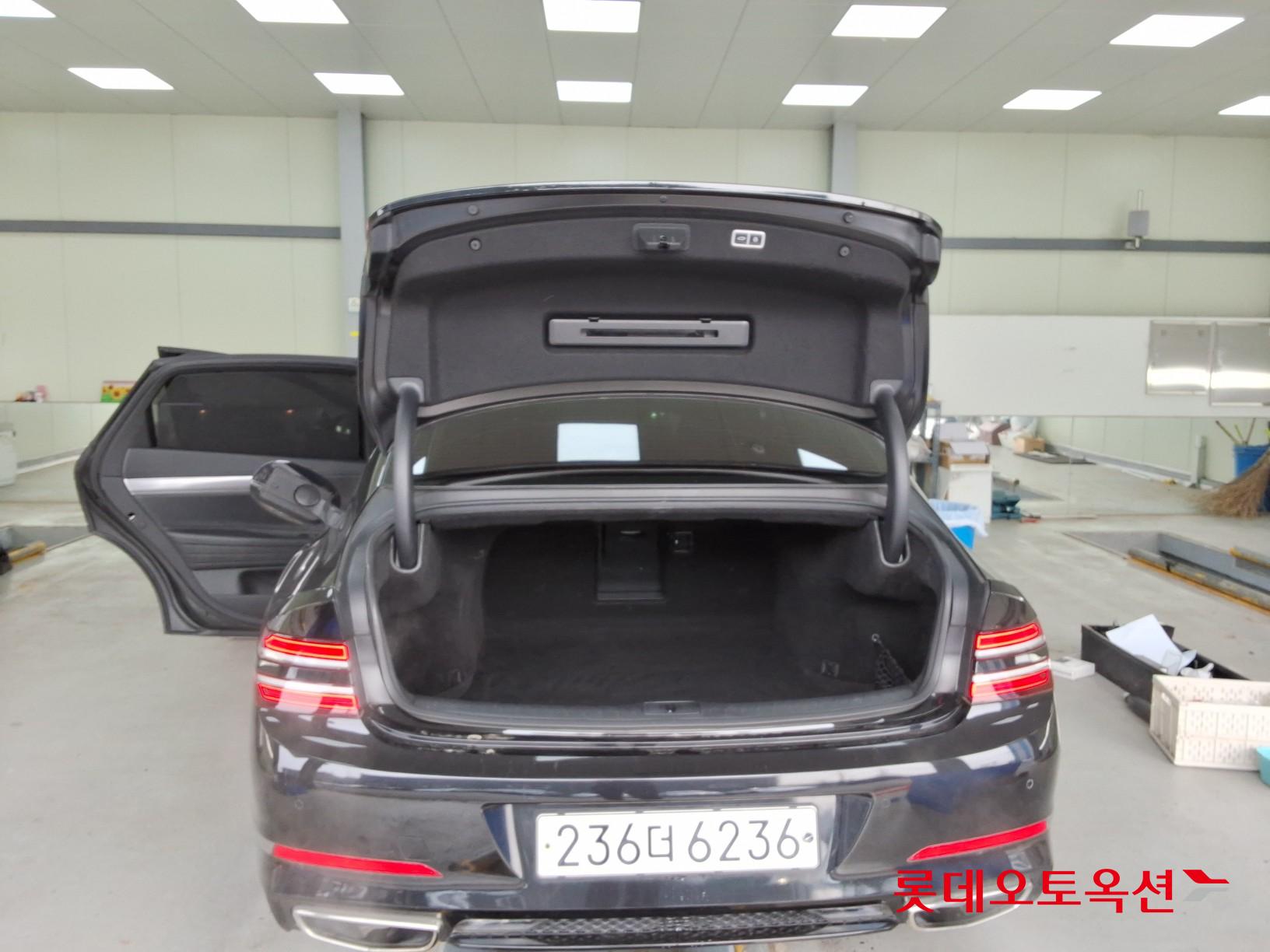 Genesis G80 - 9