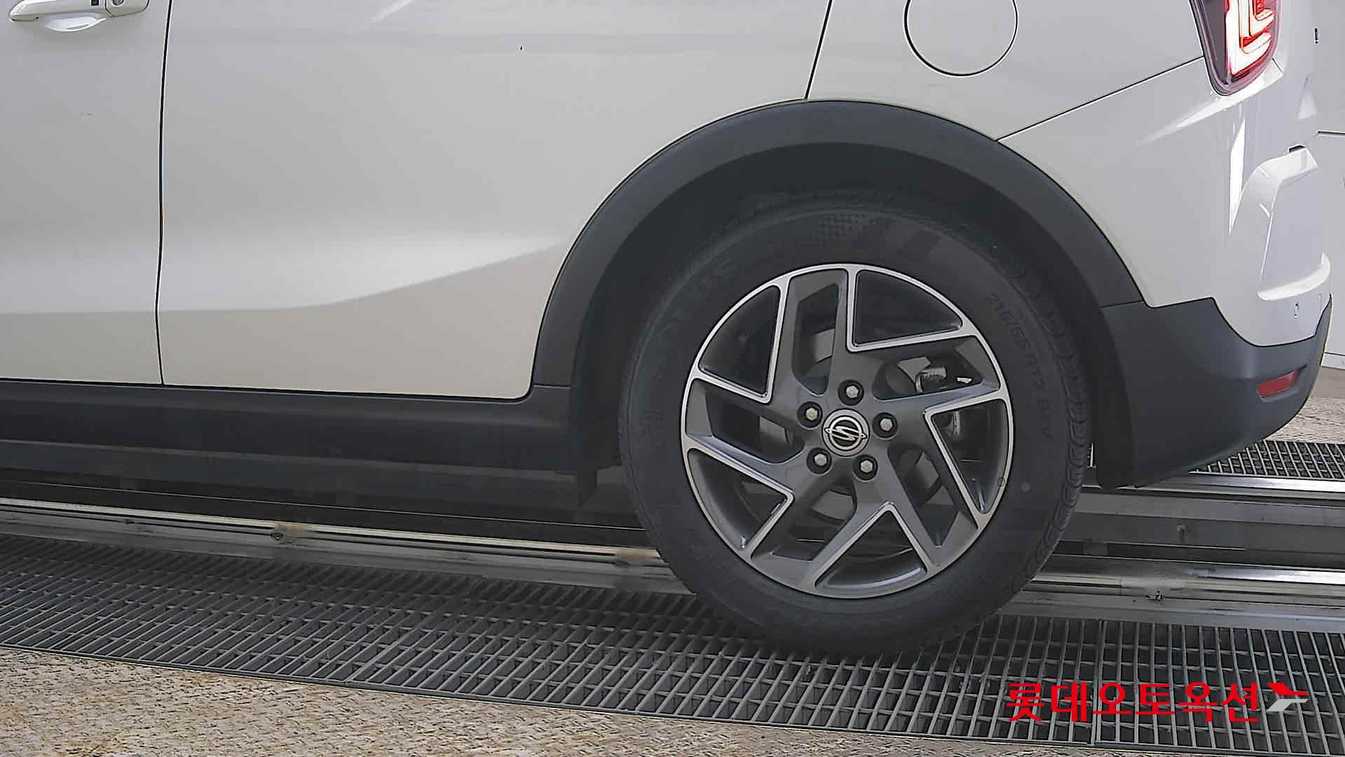 سانغ يونغ تيفولي