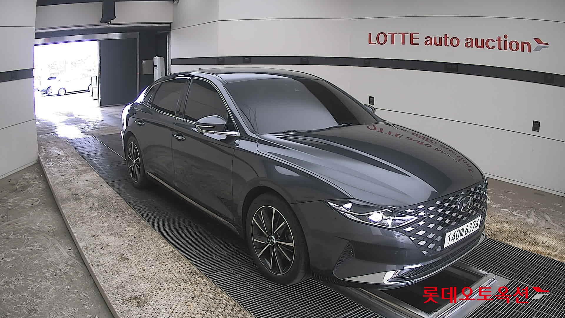 هيونداي أزيرا