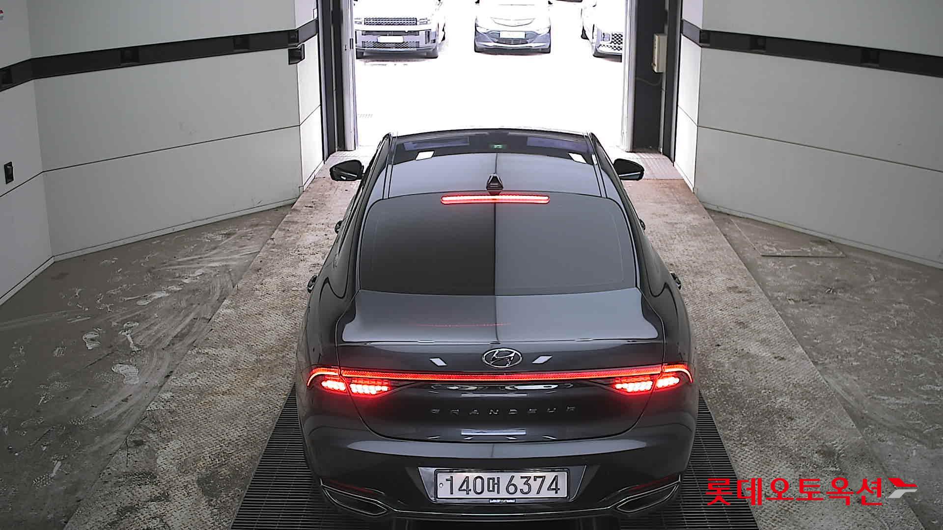 هيونداي أزيرا