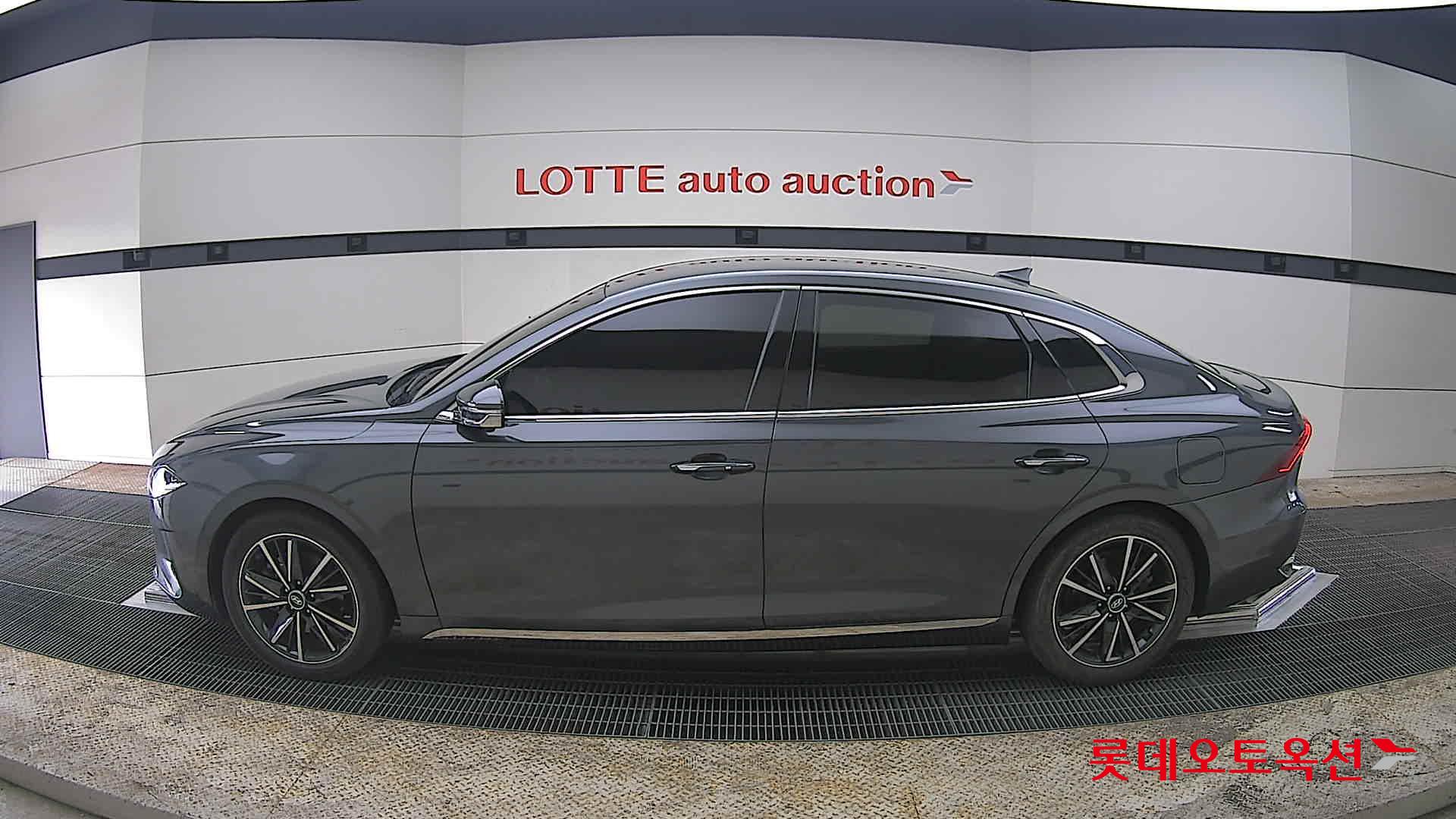 هيونداي أزيرا