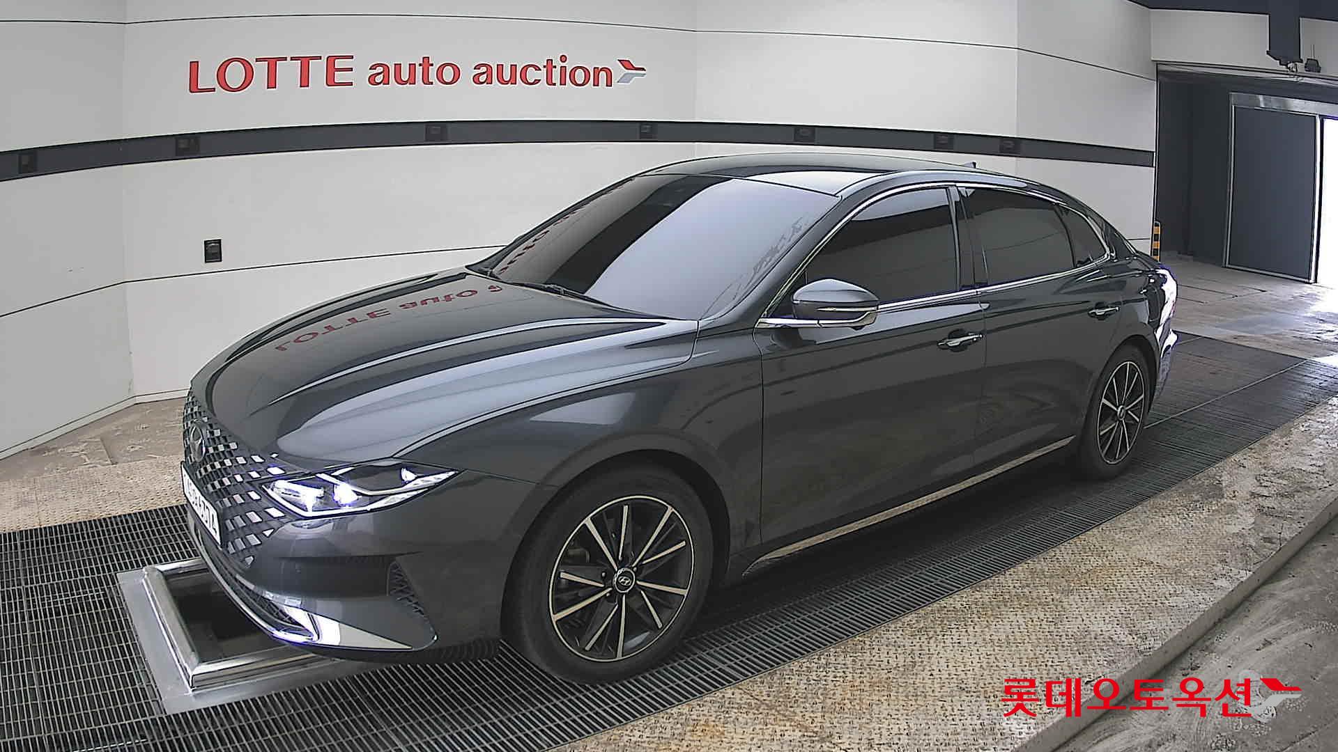 هيونداي أزيرا