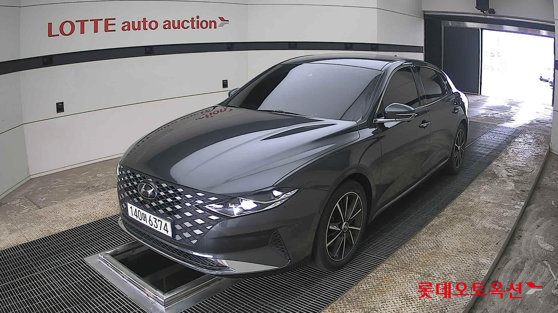 هيونداي أزيرا