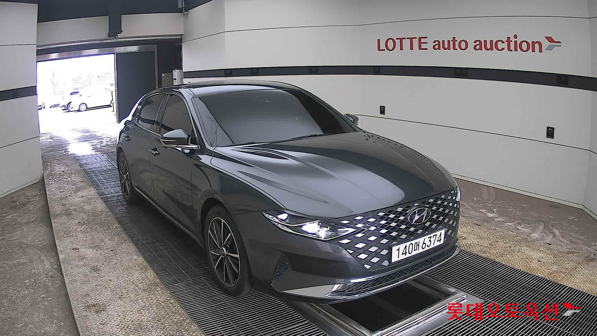 هيونداي أزيرا