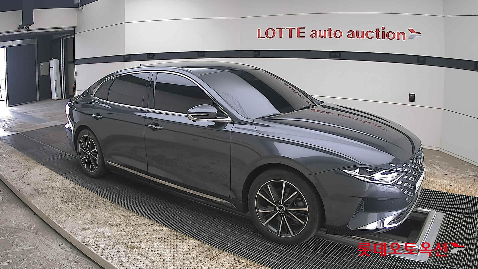 هيونداي أزيرا