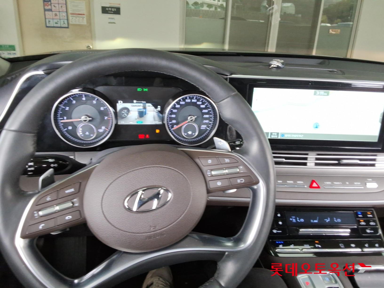 هيونداي أزيرا