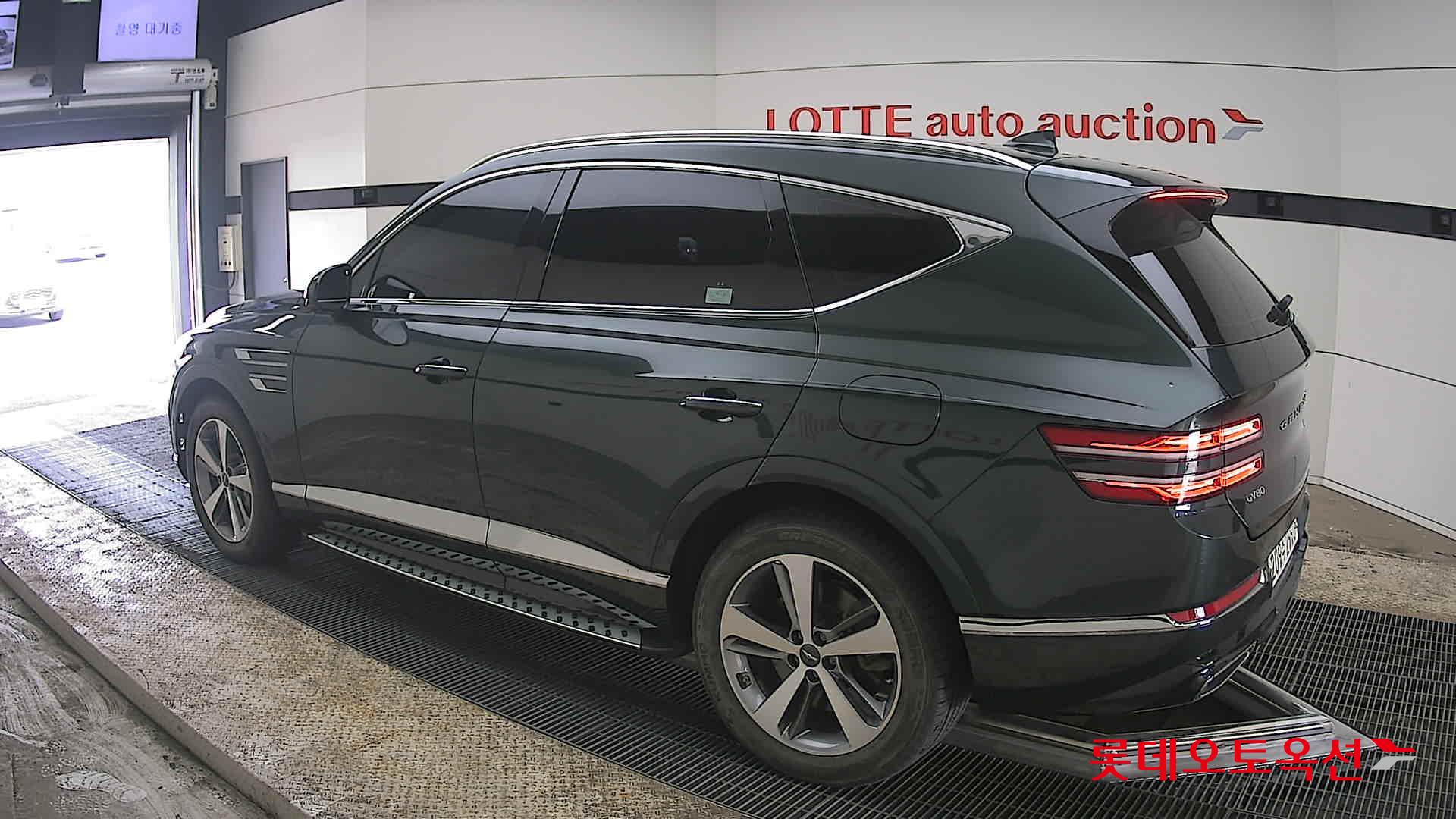 جينسس جي في 80