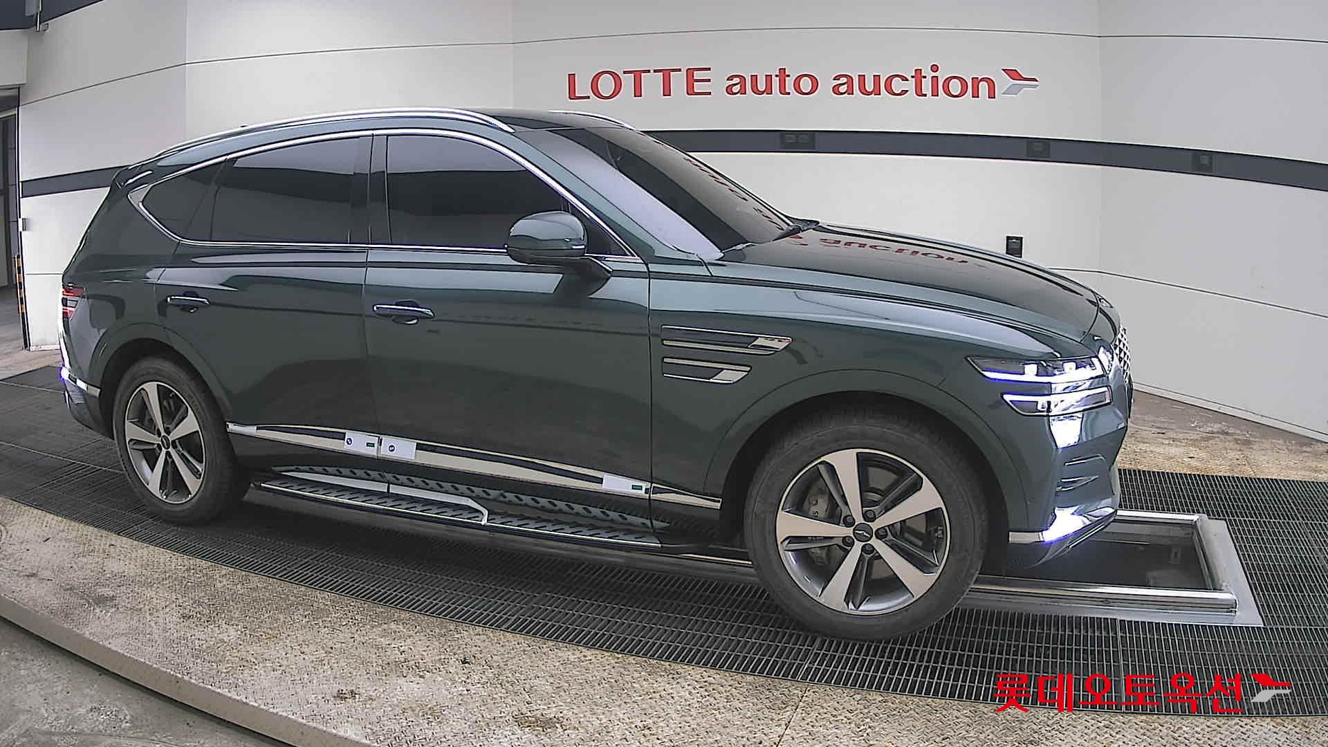 جينسس جي في 80