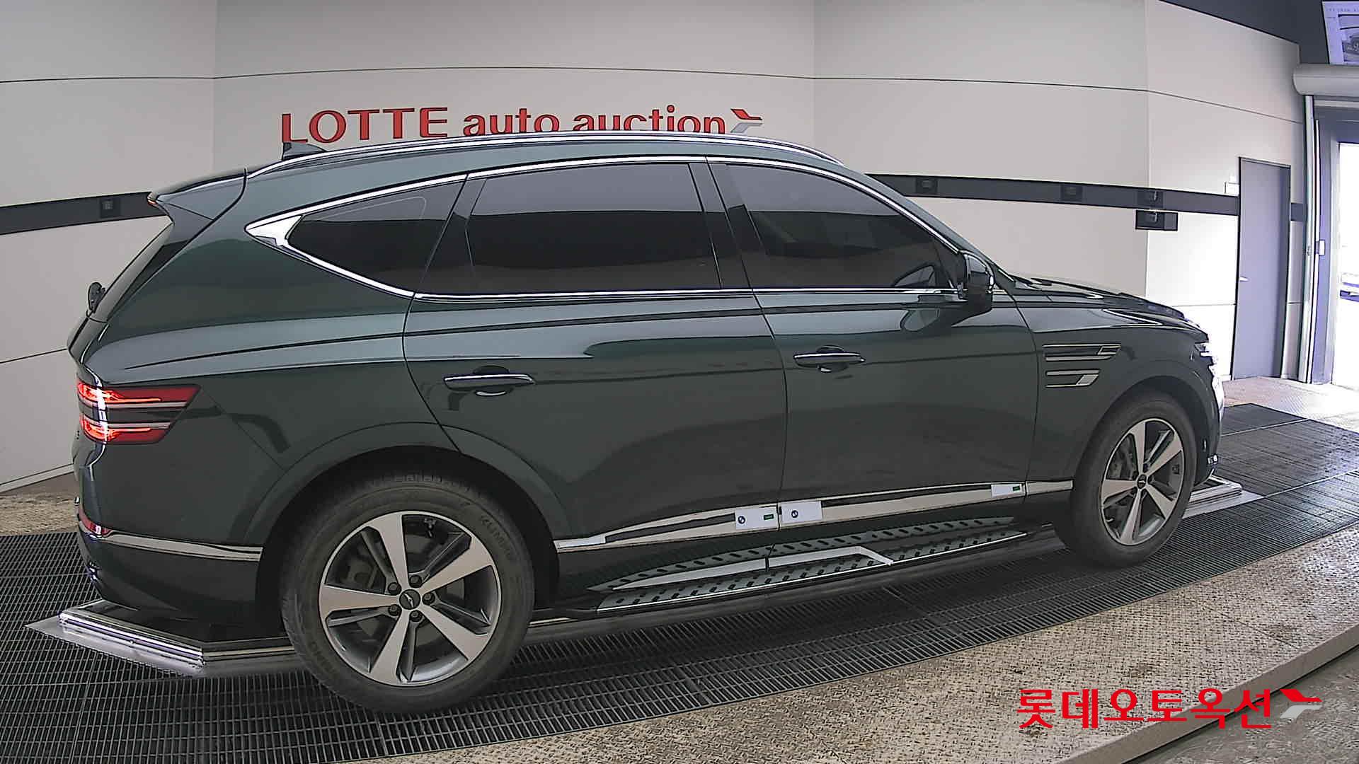 جينسس جي في 80