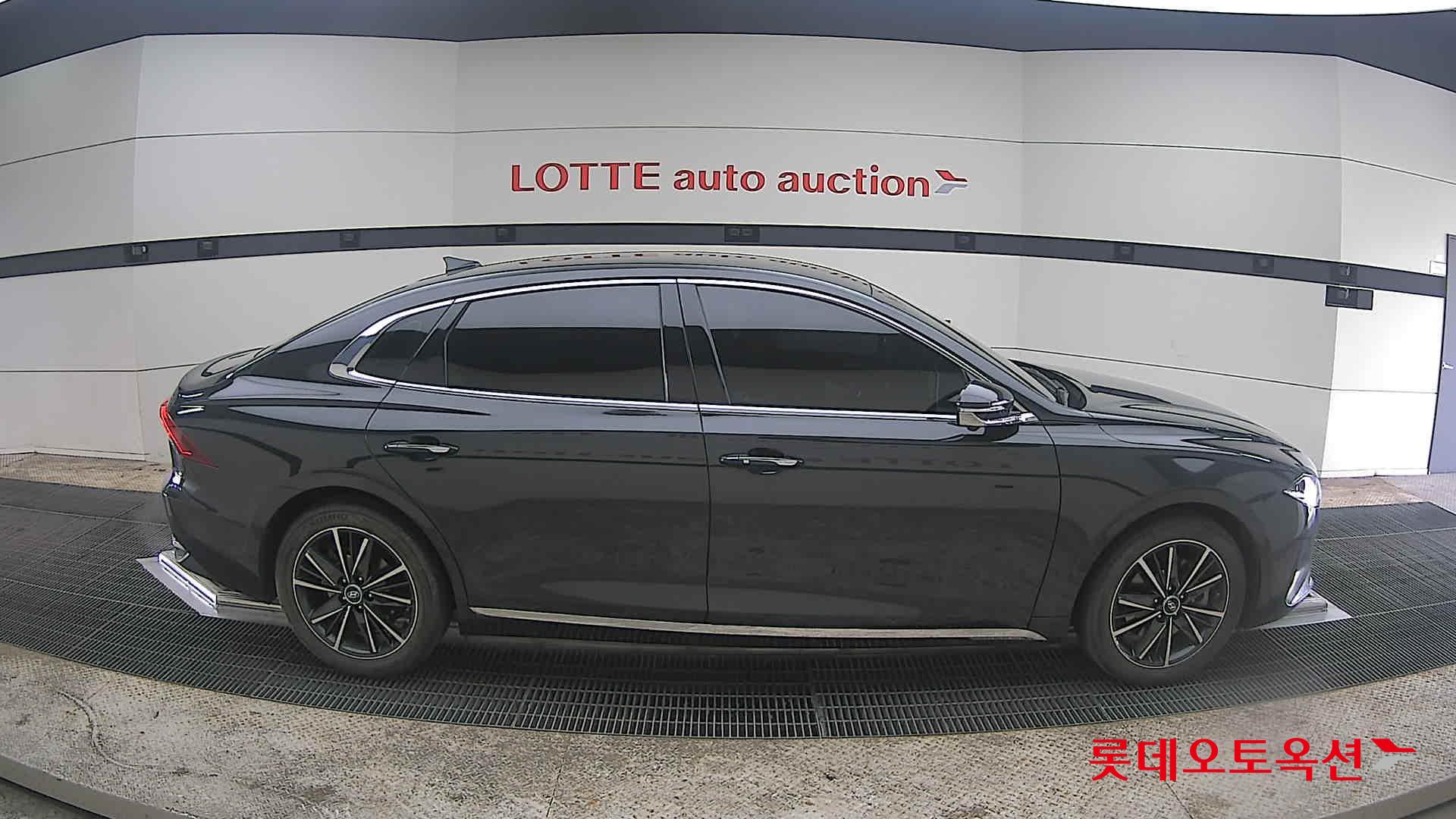 هيونداي أزيرا