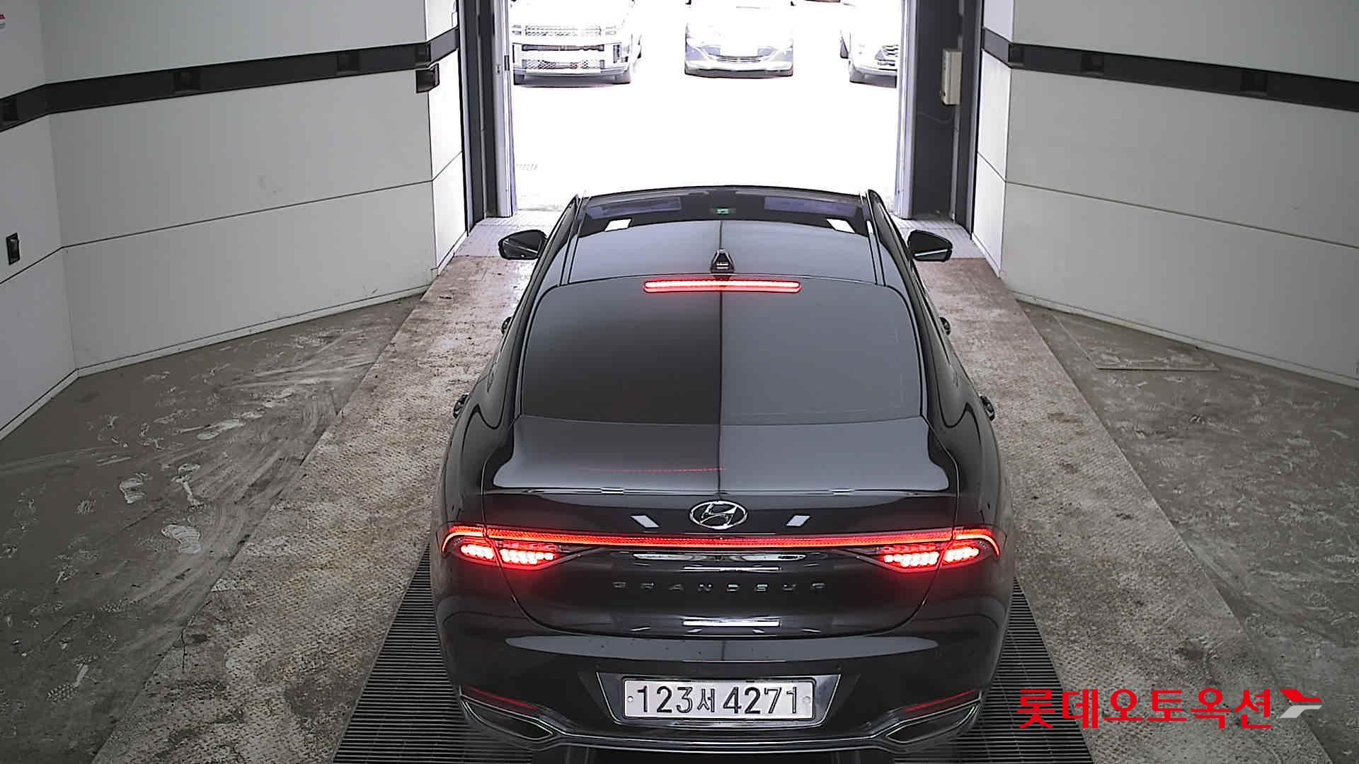 هيونداي أزيرا