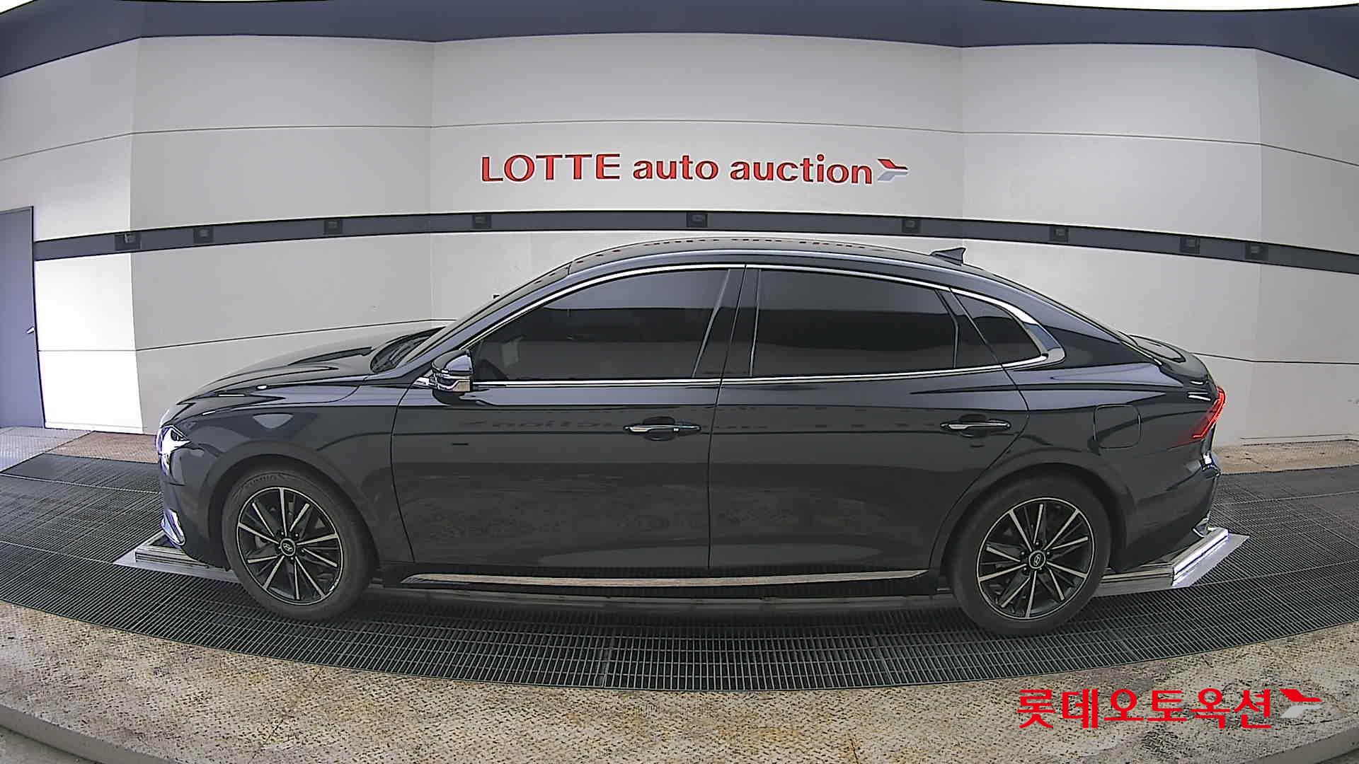 هيونداي أزيرا