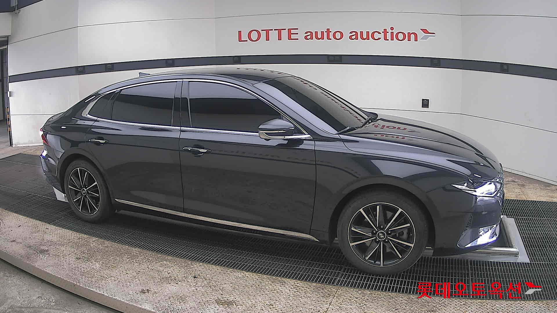 هيونداي أزيرا