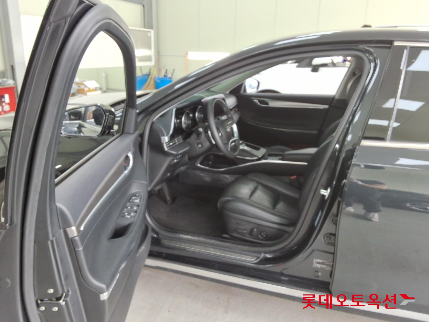 هيونداي أزيرا