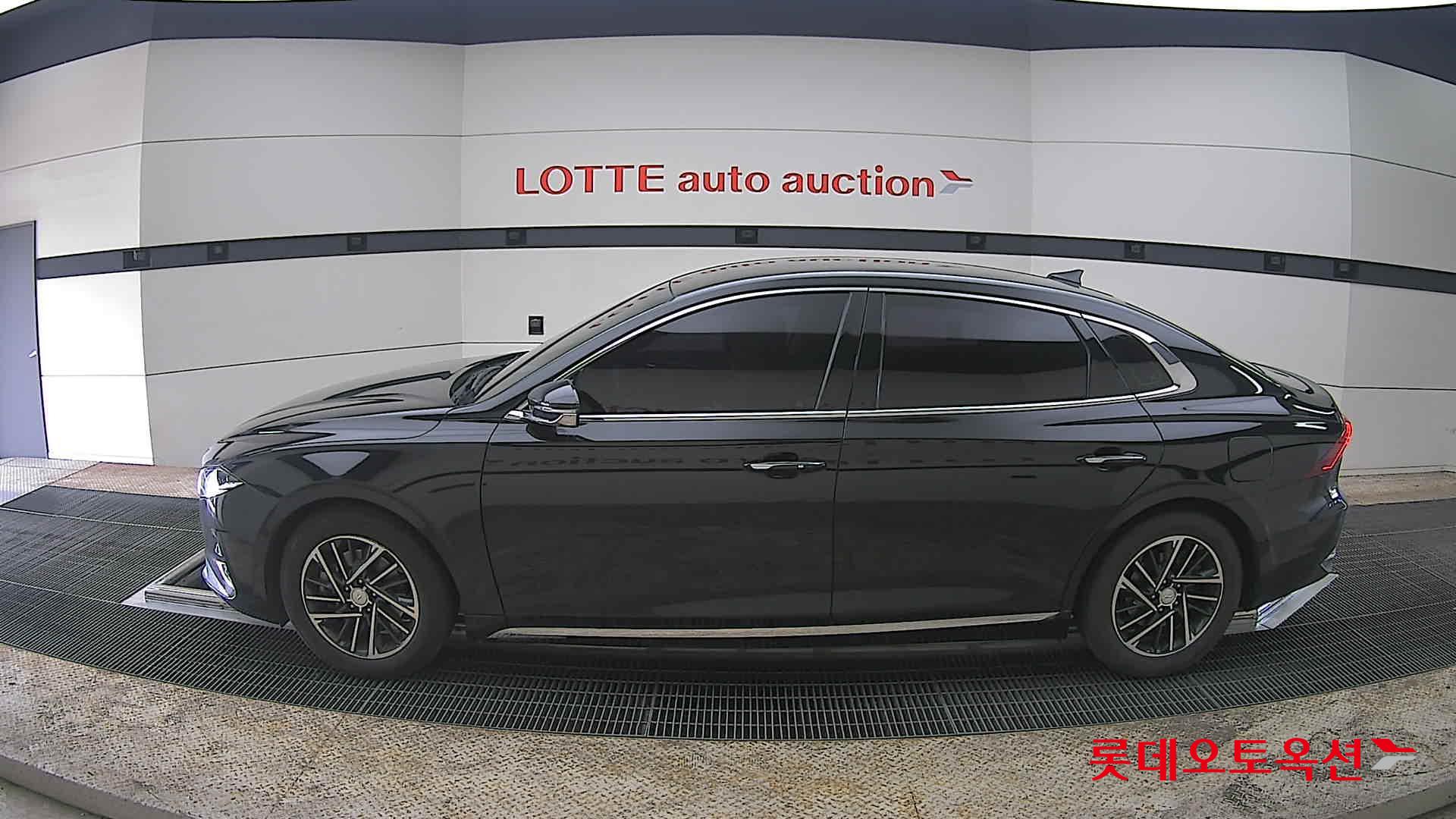 هيونداي أزيرا