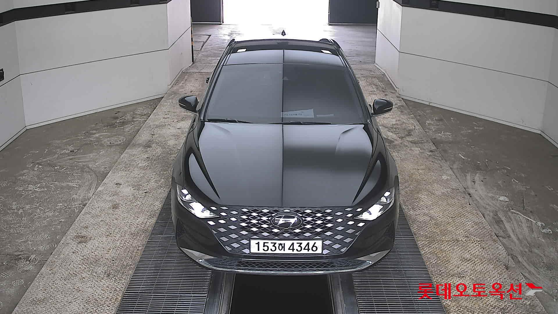 هيونداي أزيرا