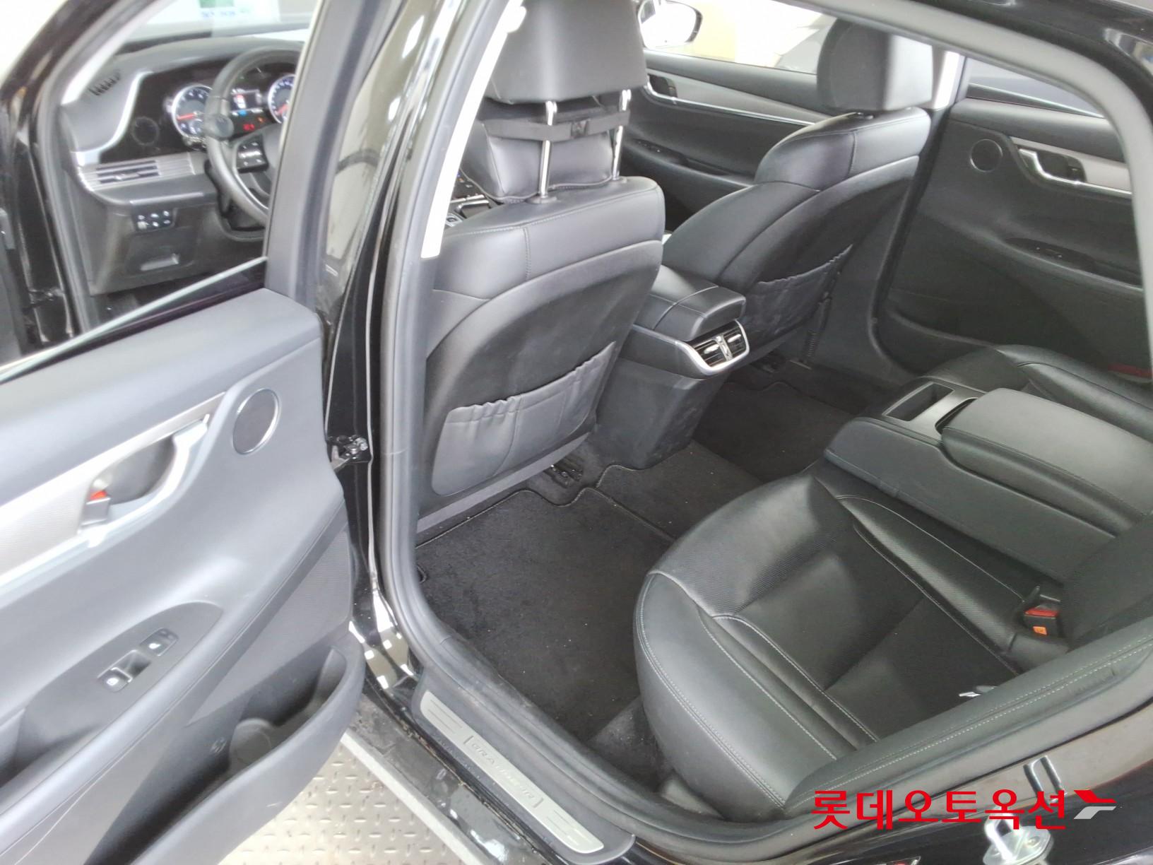 هيونداي أزيرا