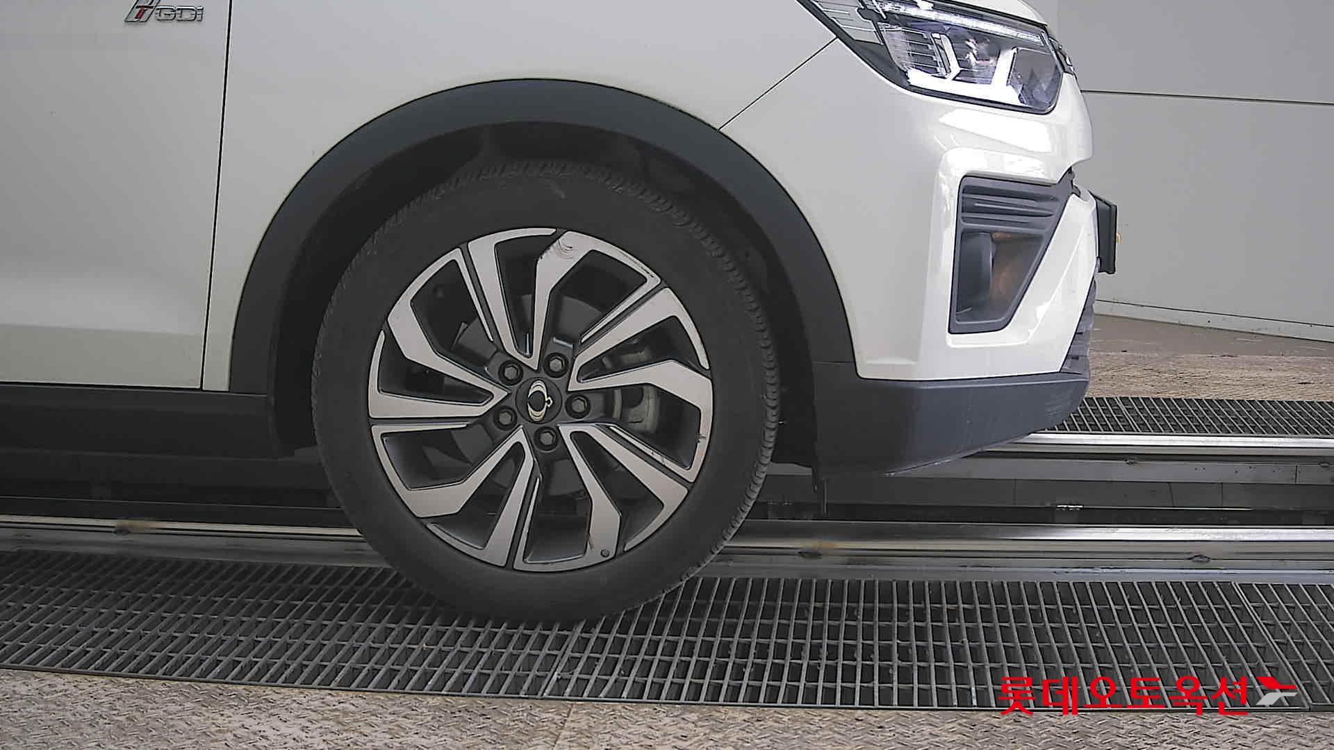 سانغ يونغ تيفولي