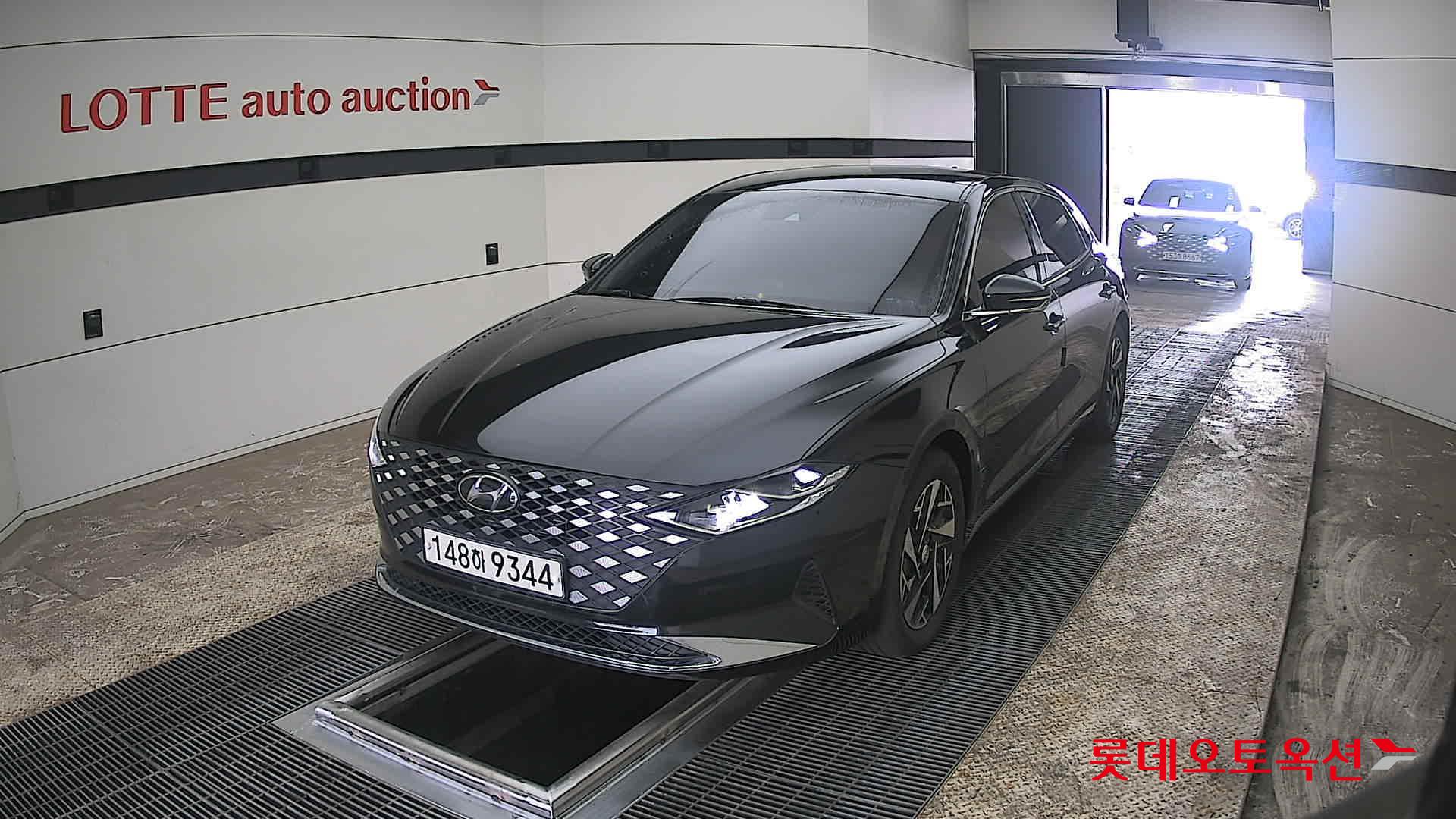 هيونداي أزيرا